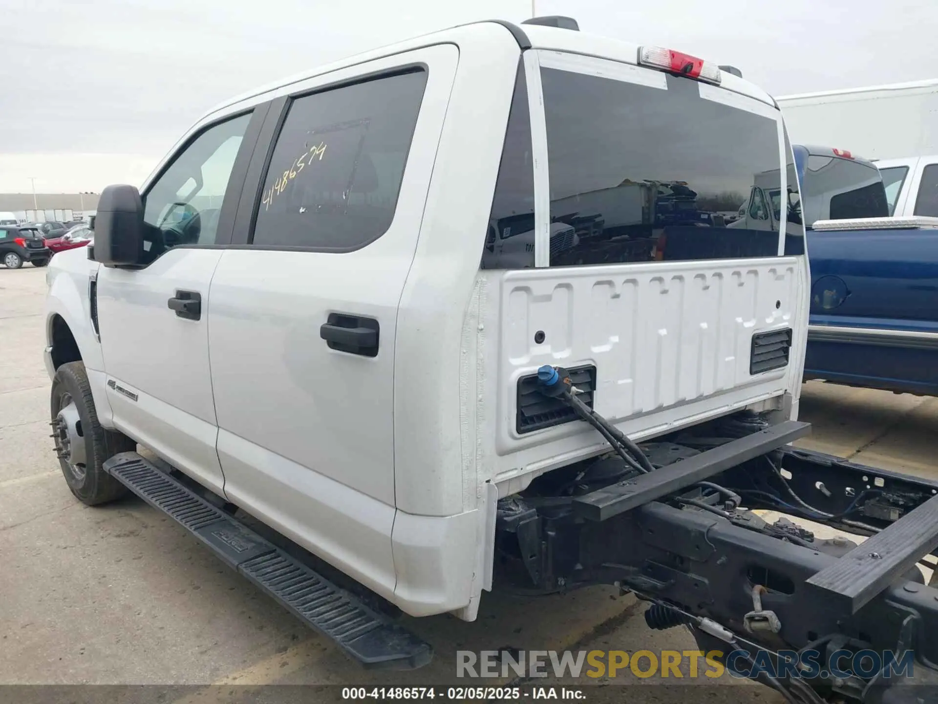 16 fotografías del automóvil dañado 1FD8W3HT8MEC45330 FORD F-350 CHASSIS 2021