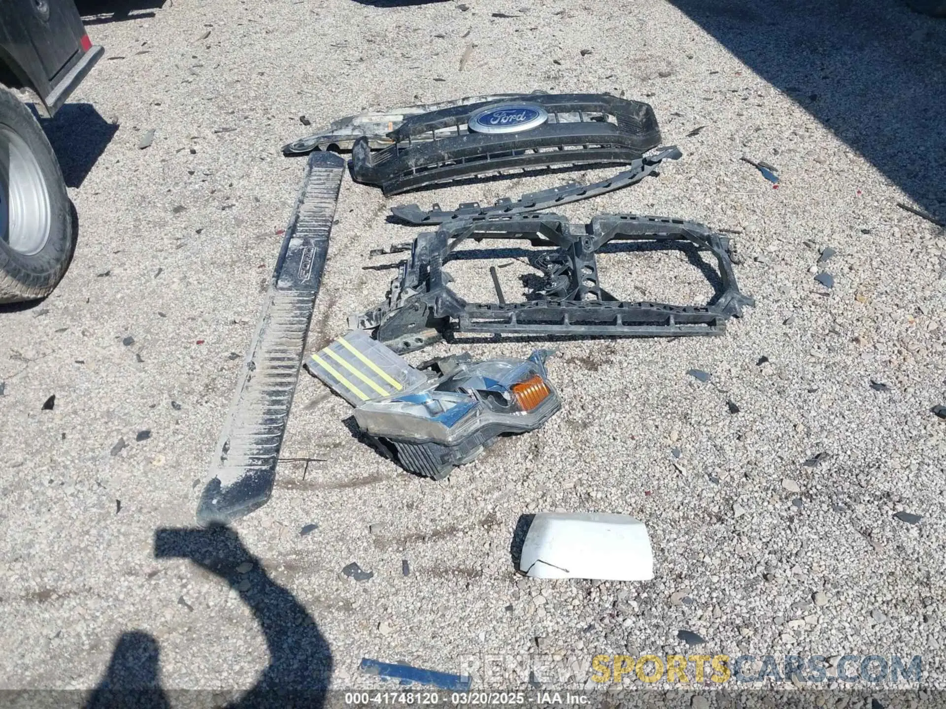 12 fotografías del automóvil dañado 1FD8W3HT4NED83786 FORD F-350 CHASSIS 2022