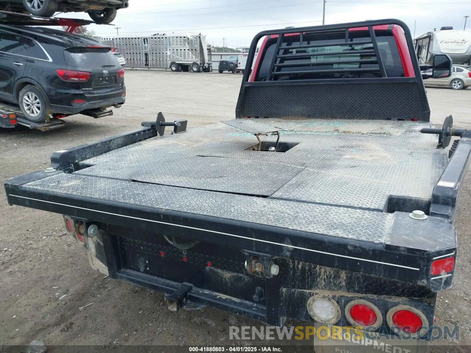 15 fotografías del automóvil dañado 1FD8X3HT4NEF46451 FORD F-350 CHASSIS 2022