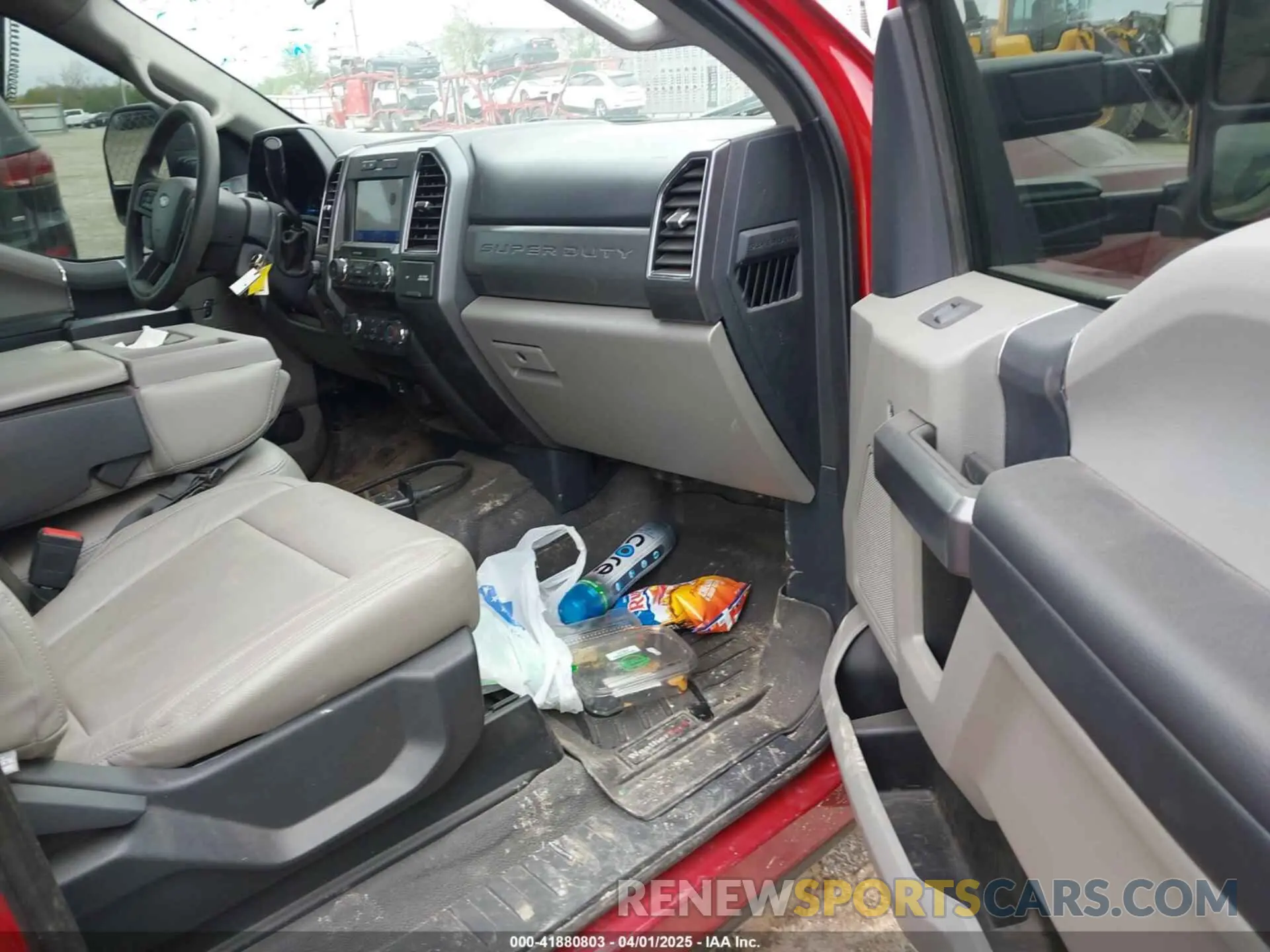 6 fotografías del automóvil dañado 1FD8X3HT4NEF46451 FORD F-350 CHASSIS 2022