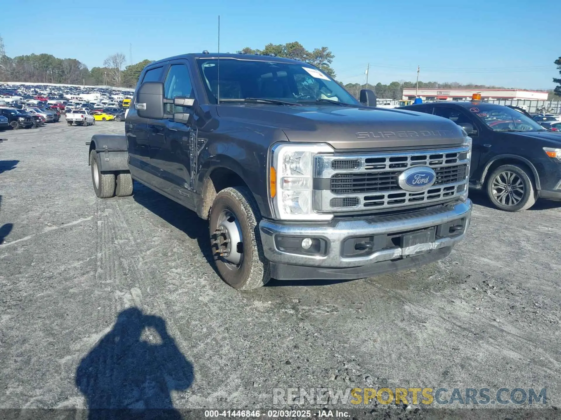 1 fotografías del automóvil dañado 1FD8W3GT2PEC55194 FORD F-350 CHASSIS 2023