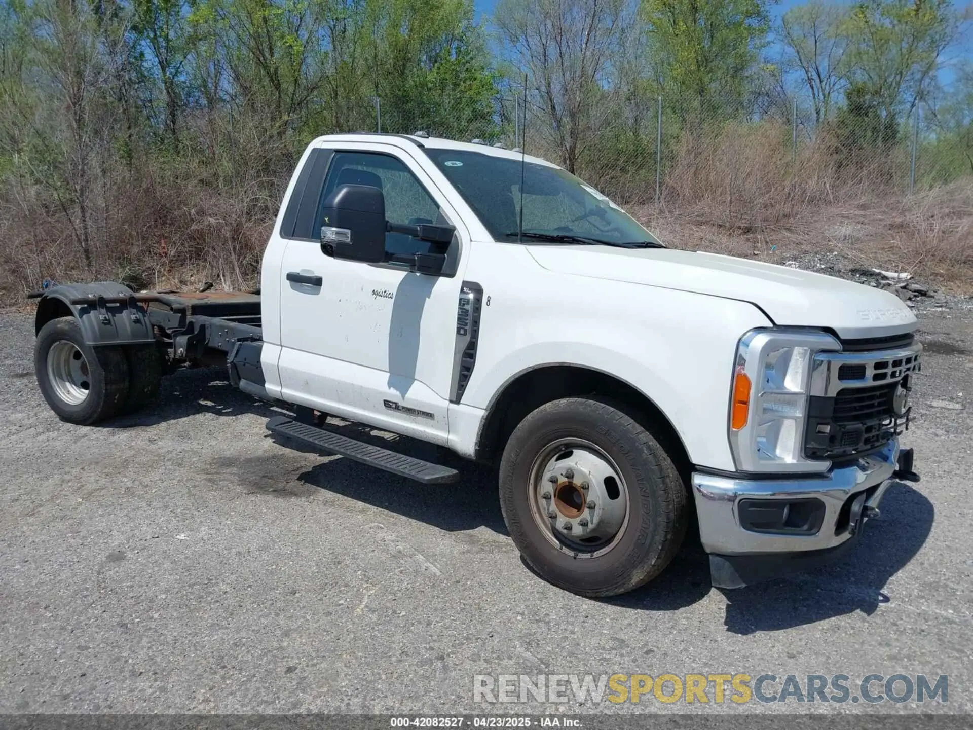1 fotografías del automóvil dañado 1FDRF3GT3PEC64023 FORD F-350 CHASSIS 2023