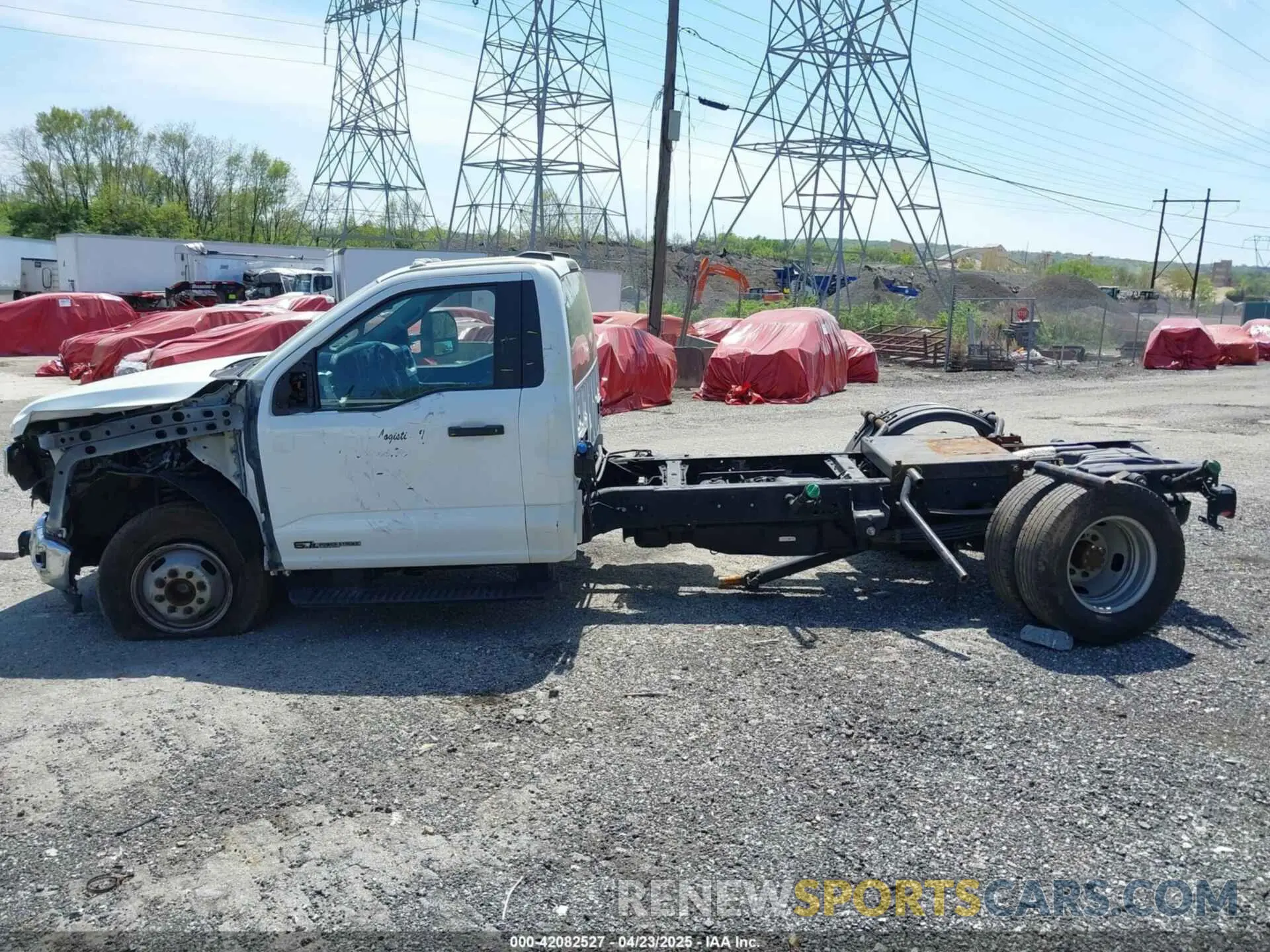 18 fotografías del automóvil dañado 1FDRF3GT3PEC64023 FORD F-350 CHASSIS 2023