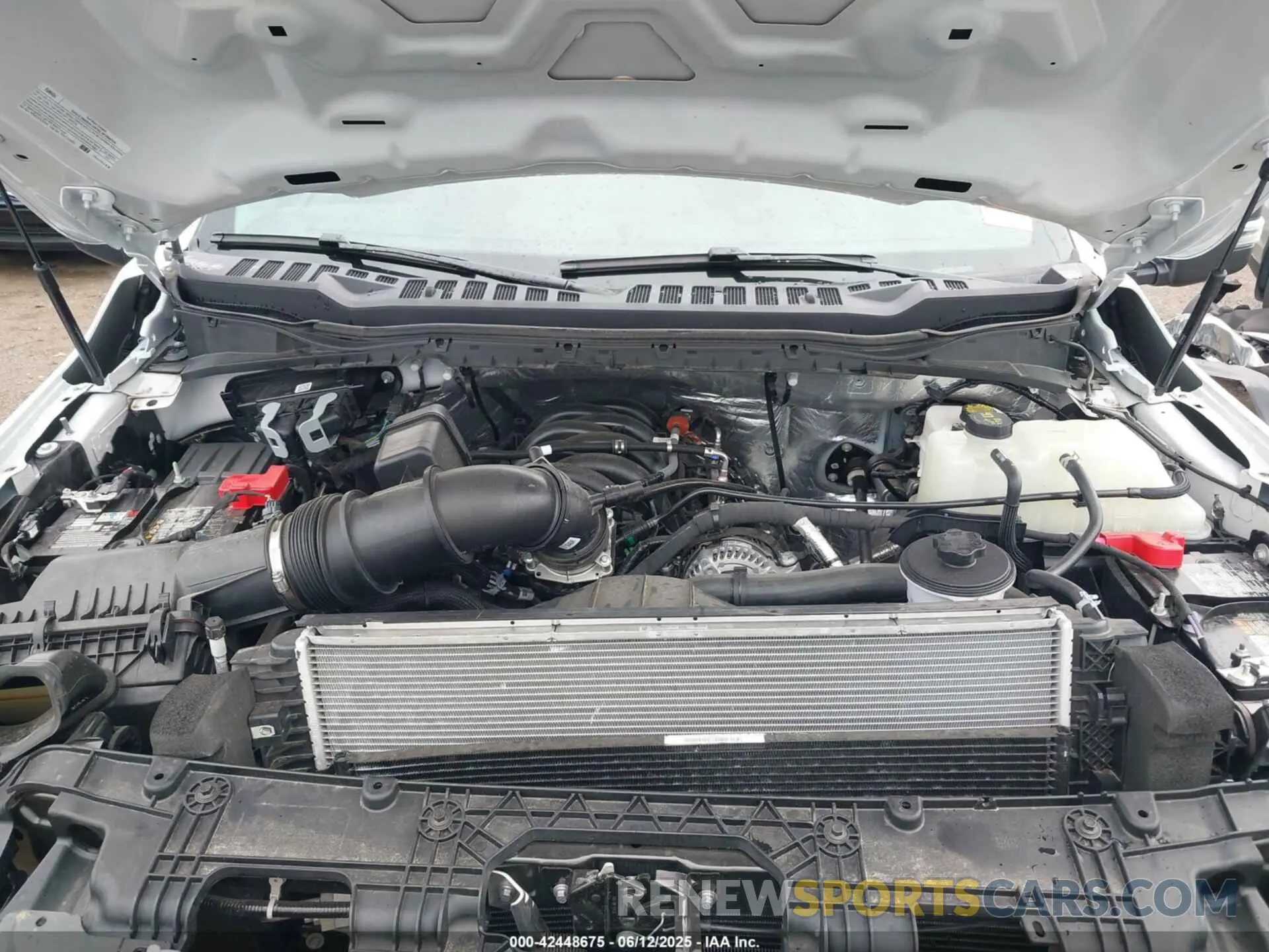 9 fotografías del automóvil dañado 1FD8W3HN5REF99413 FORD F-350 CHASSIS 2024