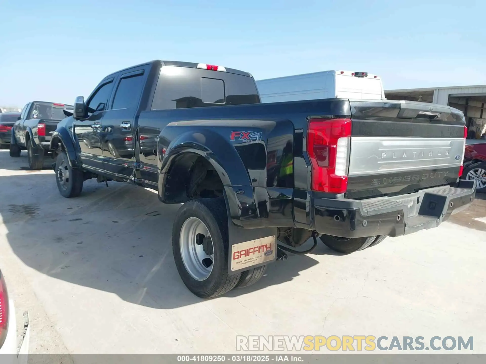 3 fotografías del automóvil dañado 1FT8W4DT7KEF01423 FORD F-450 2019