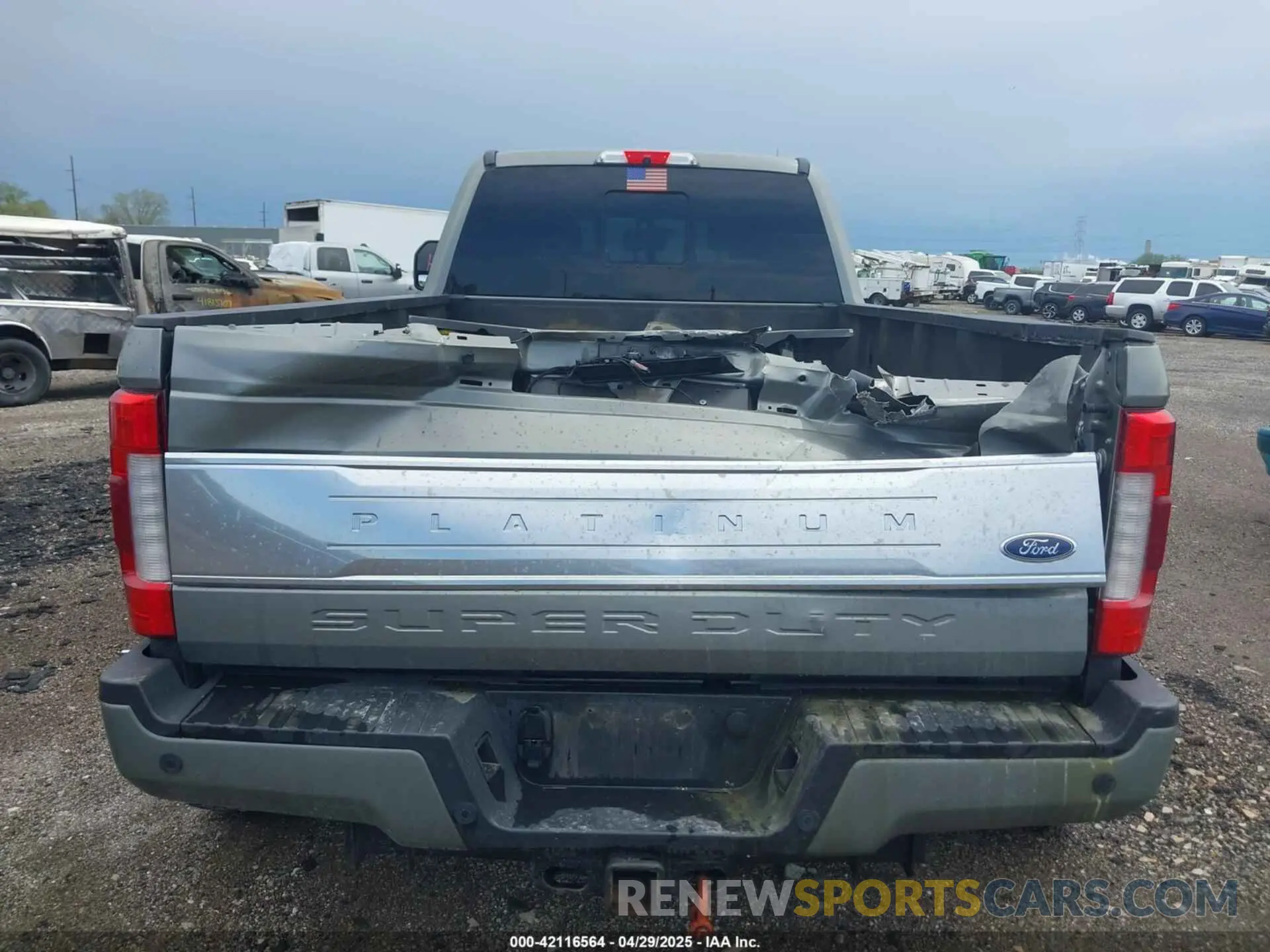 16 fotografías del automóvil dañado 1FT8W4DT8KEF64207 FORD F-450 2019