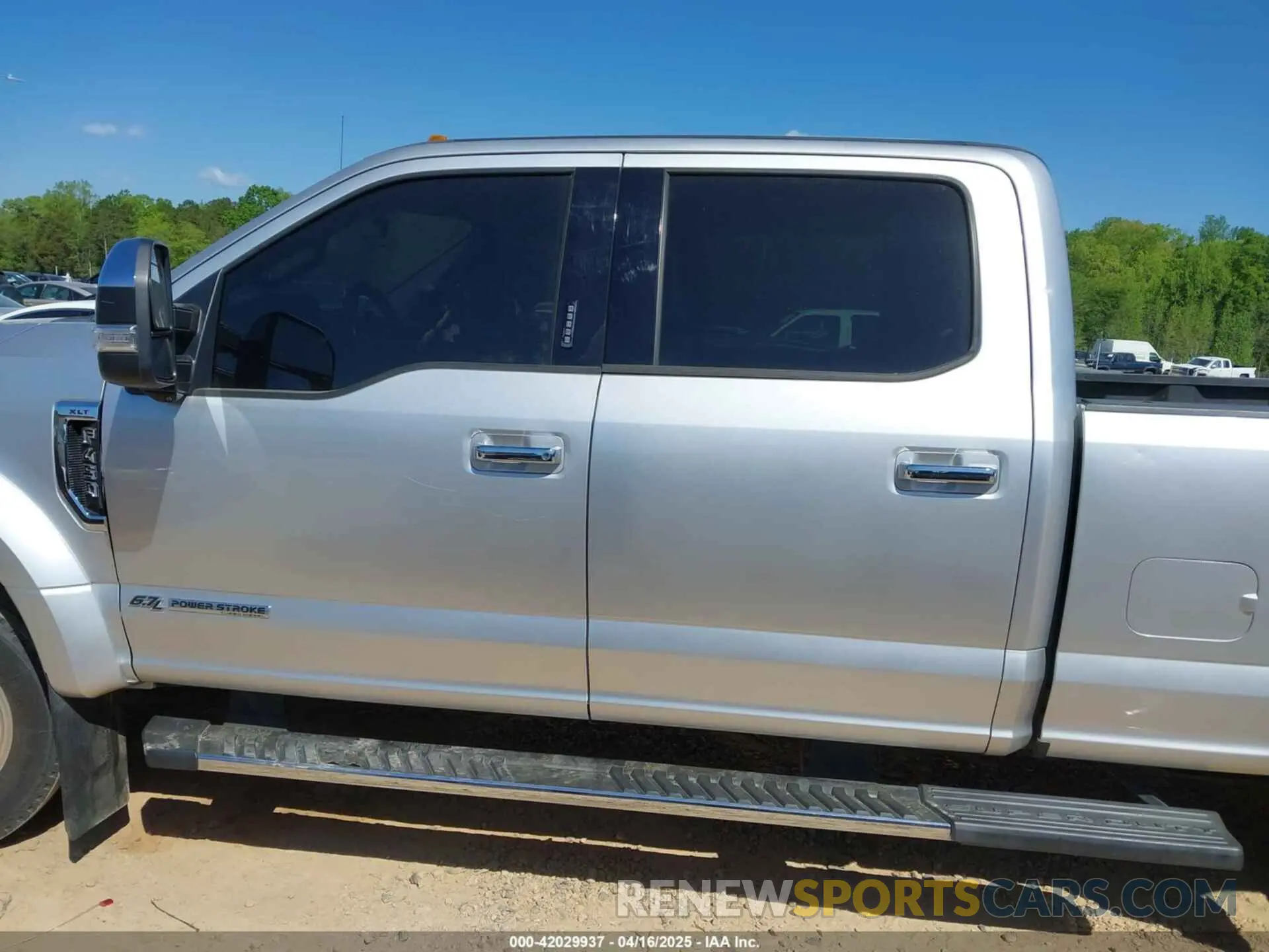 14 fotografías del automóvil dañado 1FT8W4DTXKED98675 FORD F-450 2019