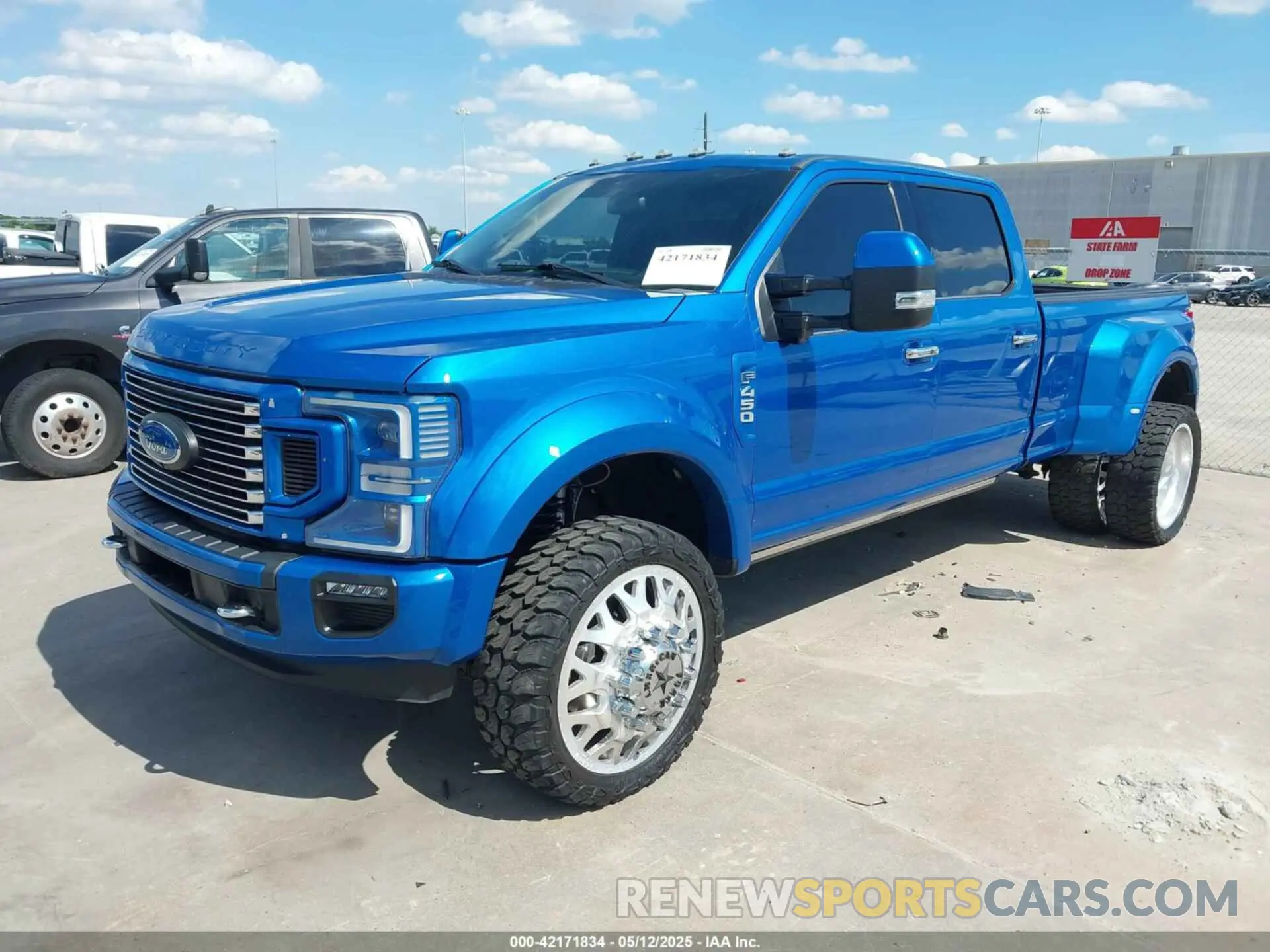 2 fotografías del automóvil dañado 1FT8W4DT8LEC42068 FORD F-450 2020