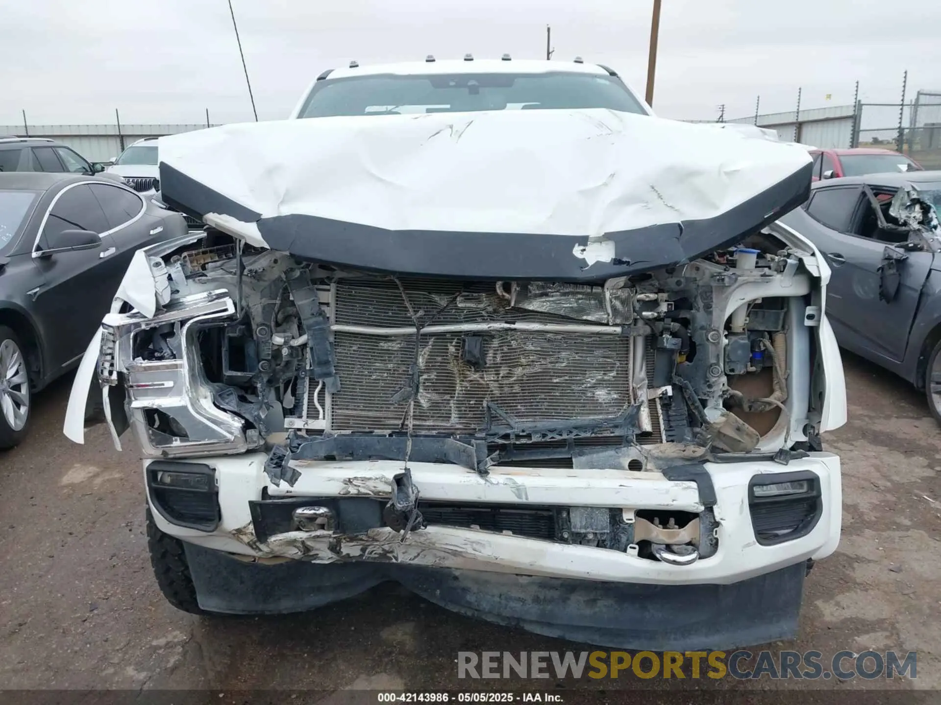13 fotografías del automóvil dañado 1FT8W4DT3NED85898 FORD F-450 2022