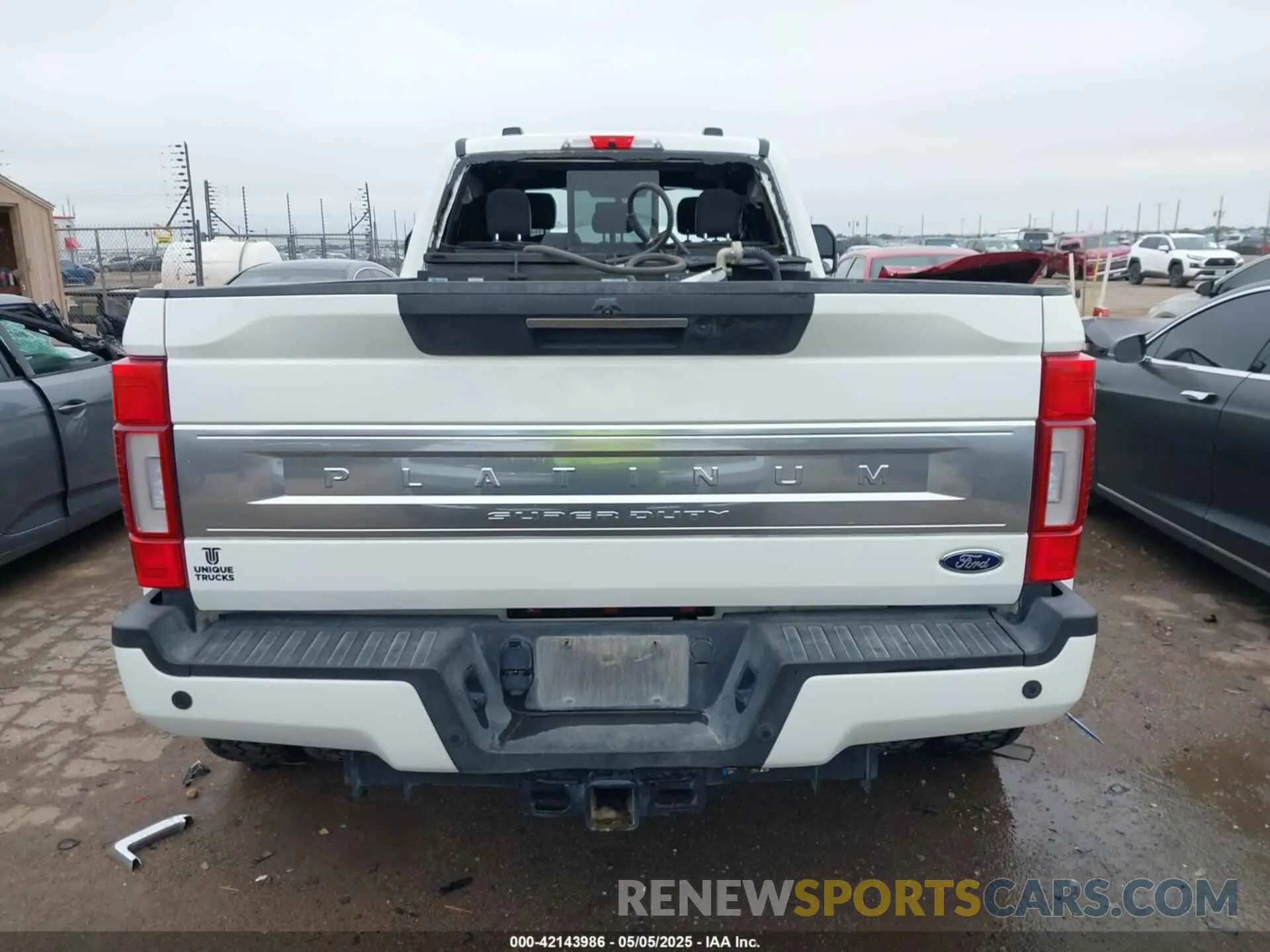 16 fotografías del automóvil dañado 1FT8W4DT3NED85898 FORD F-450 2022