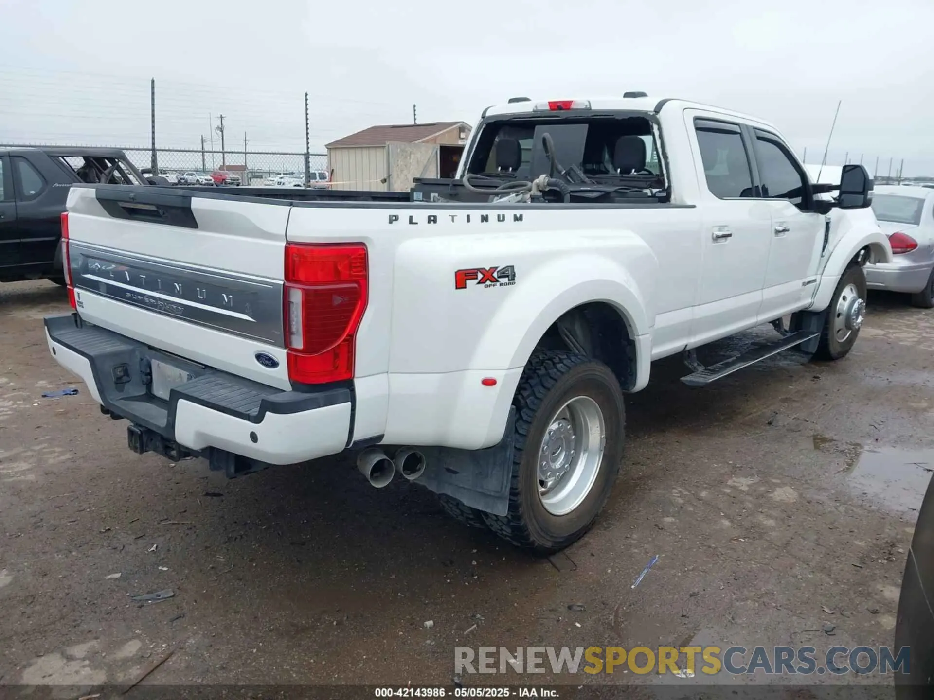 4 fotografías del automóvil dañado 1FT8W4DT3NED85898 FORD F-450 2022