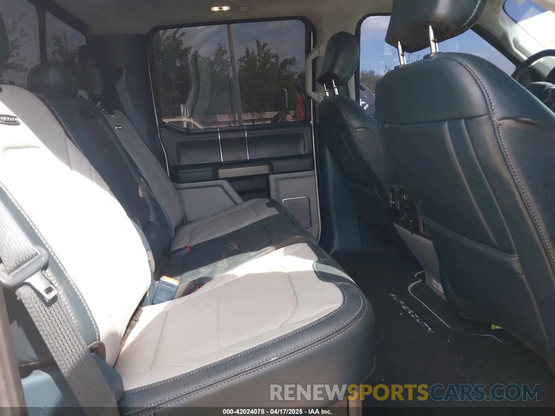 6 fotografías del automóvil dañado 1FT8W4DT8NED31741 FORD F-450 2022