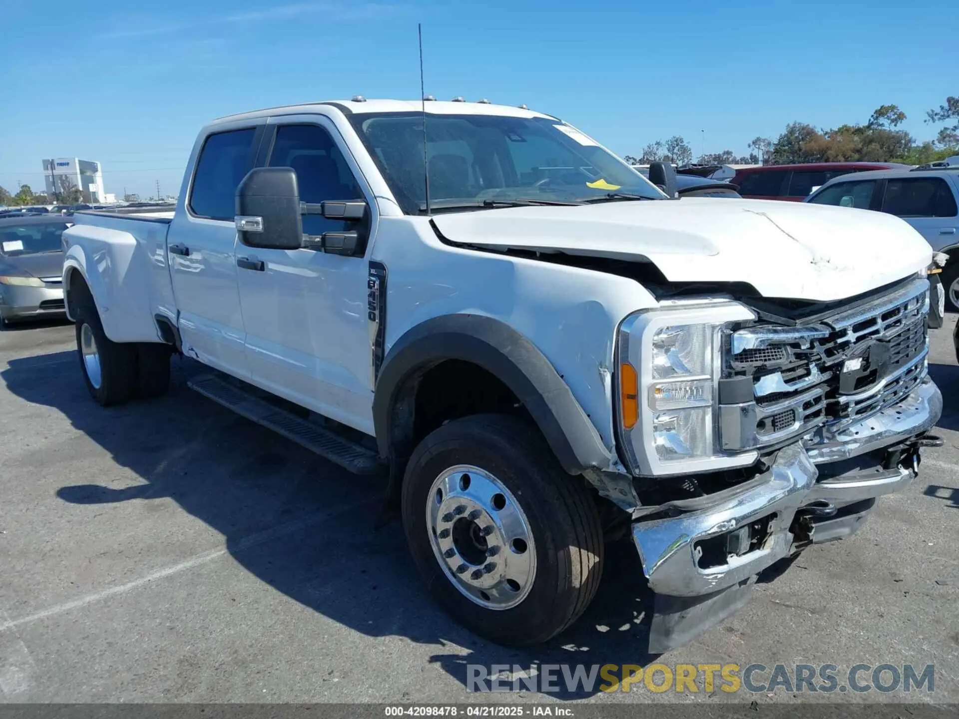 1 fotografías del automóvil dañado 1FT8W4DT9PEC25916 FORD F-450 2023