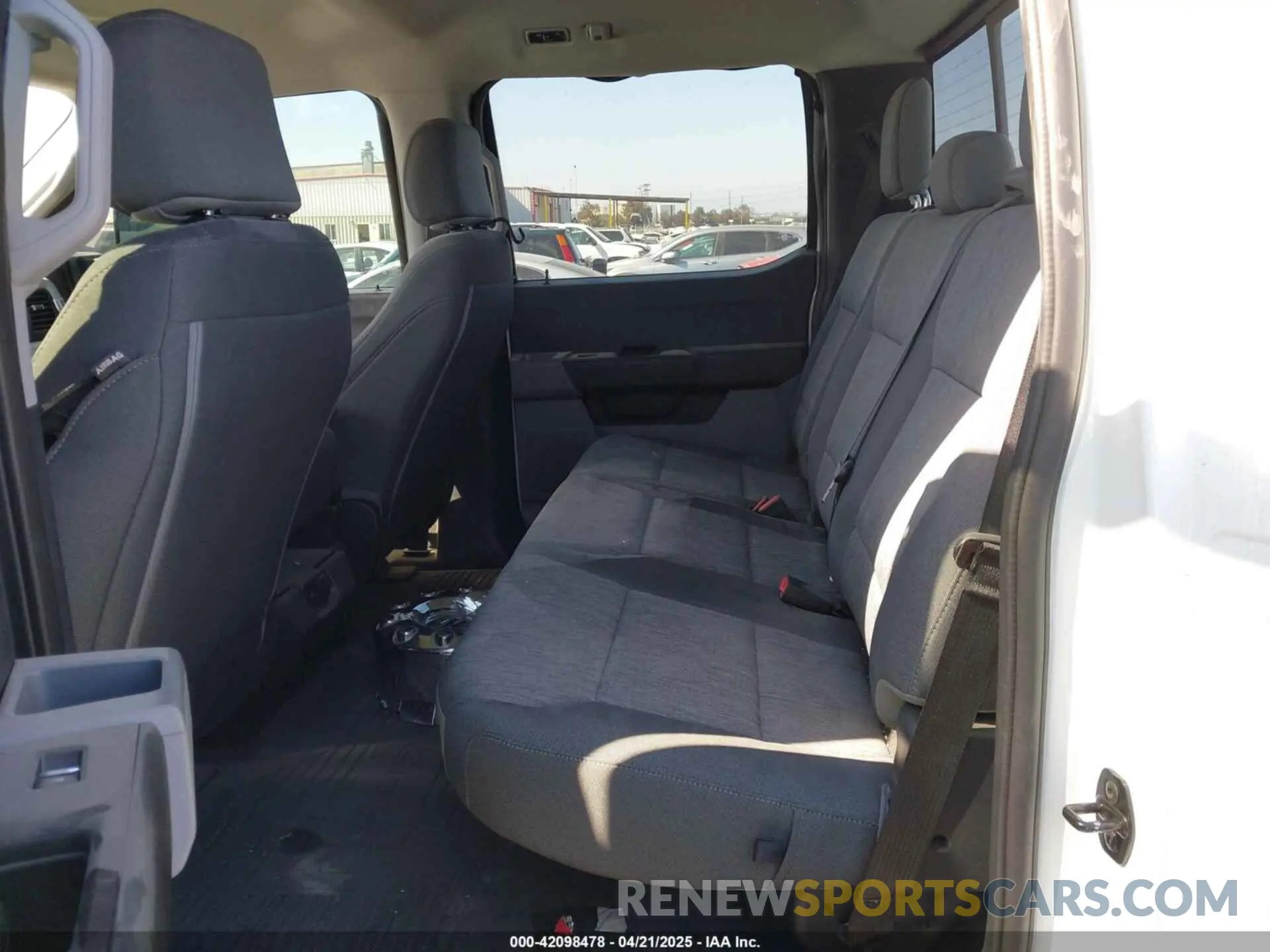 7 fotografías del automóvil dañado 1FT8W4DT9PEC25916 FORD F-450 2023
