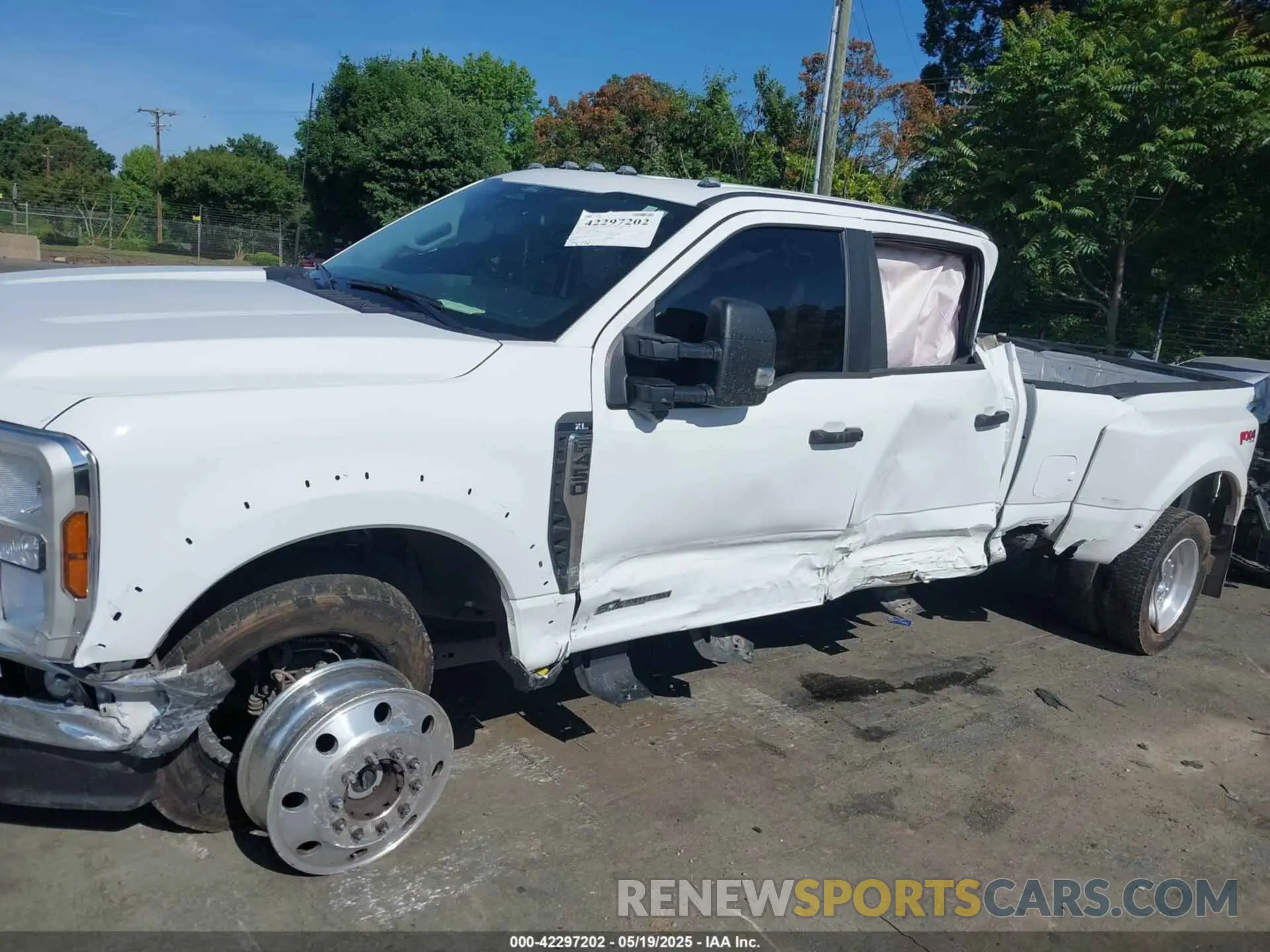 18 fotografías del automóvil dañado 1FT8W4DT8REC34481 FORD F-450 2024