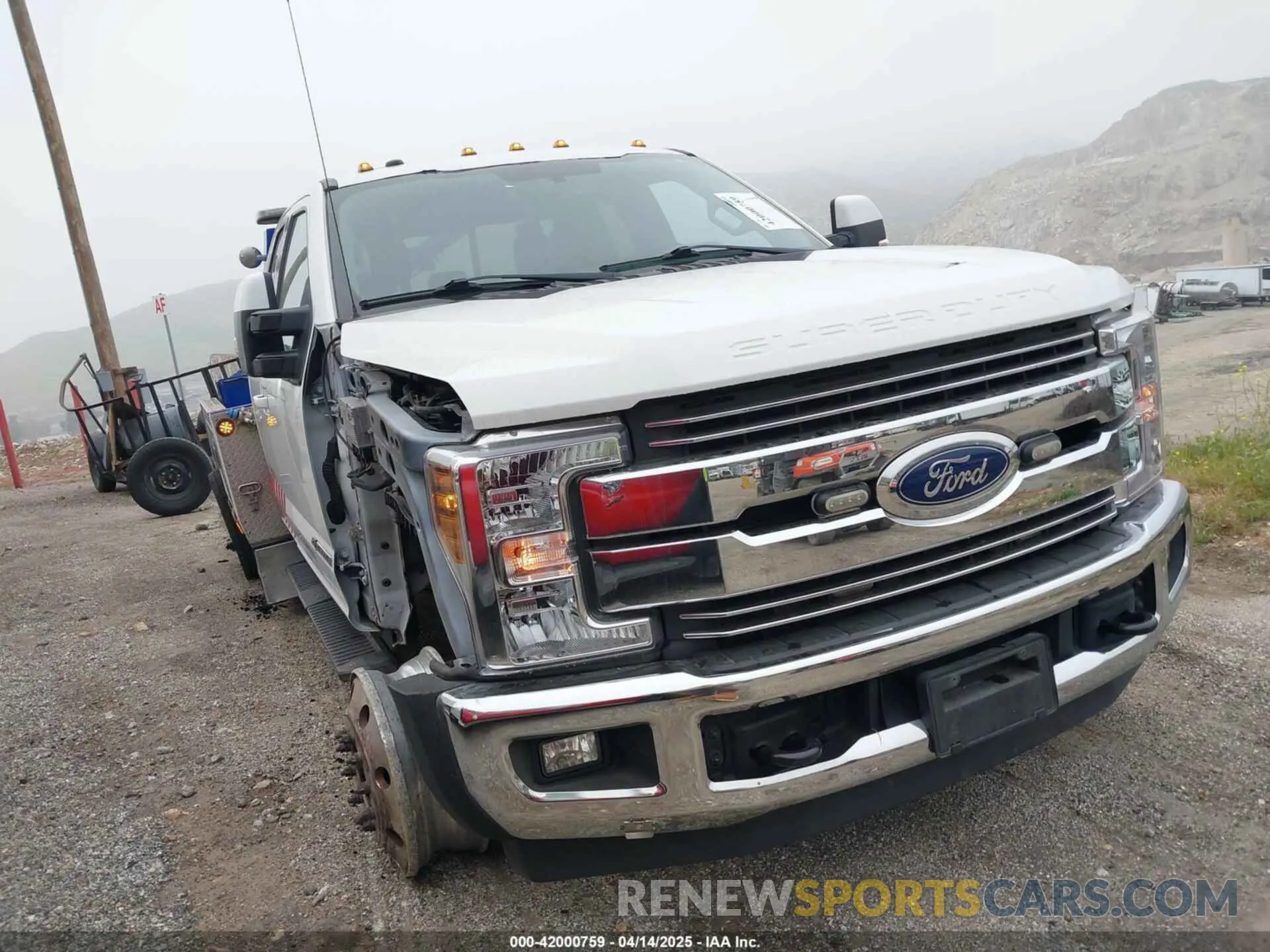 1 fotografías del automóvil dañado 1FD0X4GT6KEC46409 FORD F-450 CHASSIS 2019