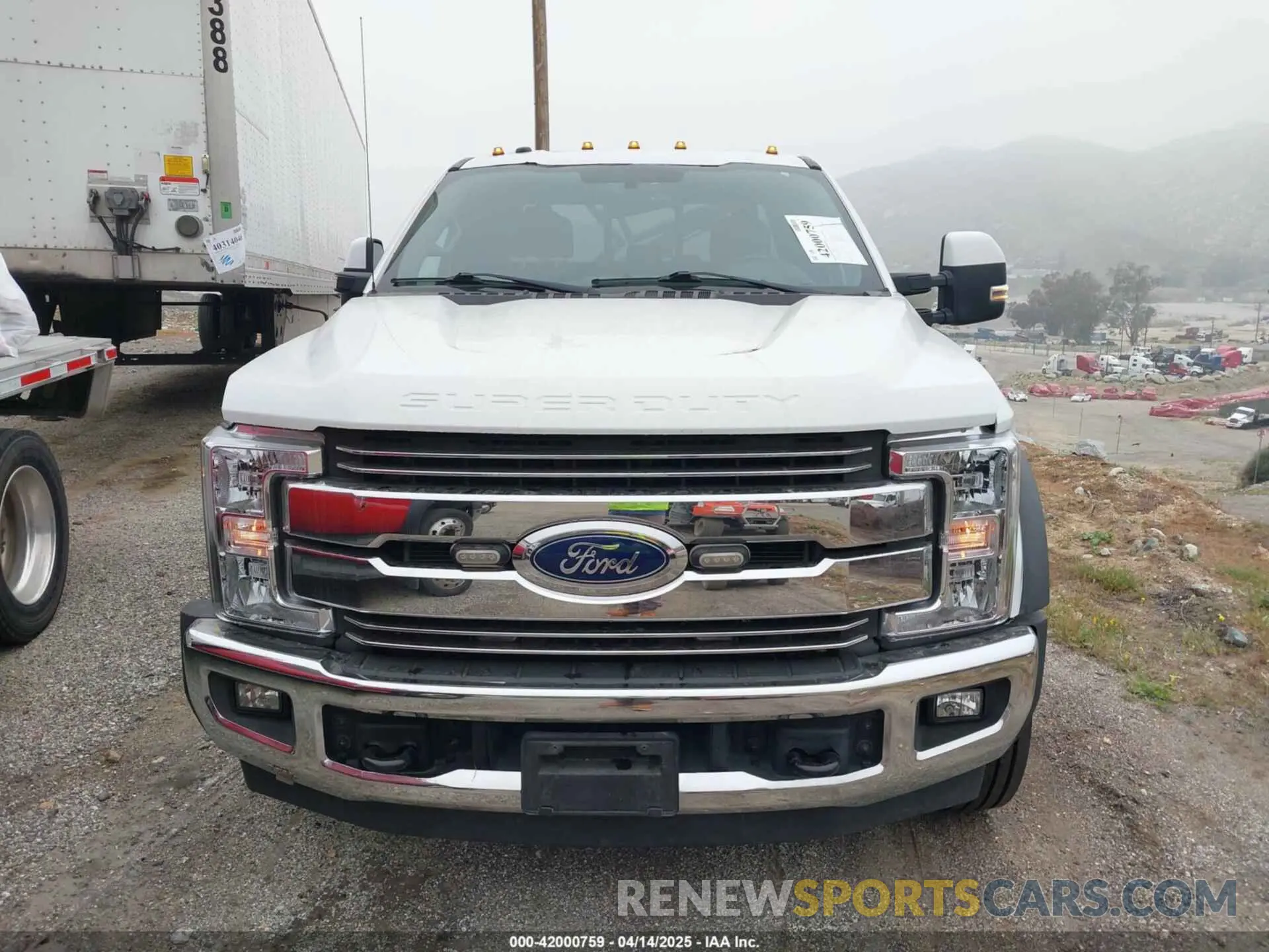 15 fotografías del automóvil dañado 1FD0X4GT6KEC46409 FORD F-450 CHASSIS 2019