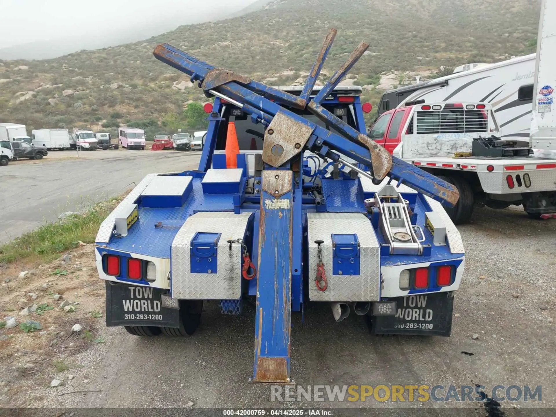 18 fotografías del automóvil dañado 1FD0X4GT6KEC46409 FORD F-450 CHASSIS 2019