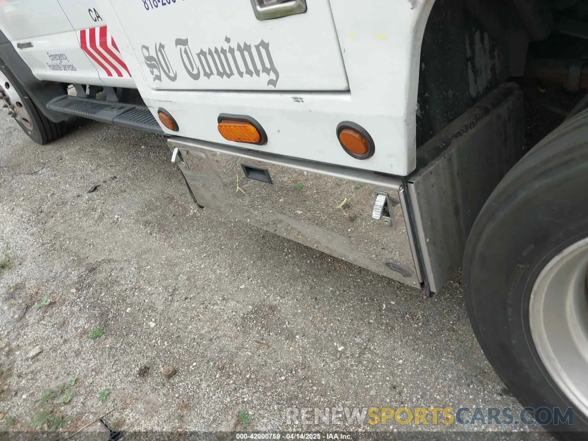22 fotografías del automóvil dañado 1FD0X4GT6KEC46409 FORD F-450 CHASSIS 2019