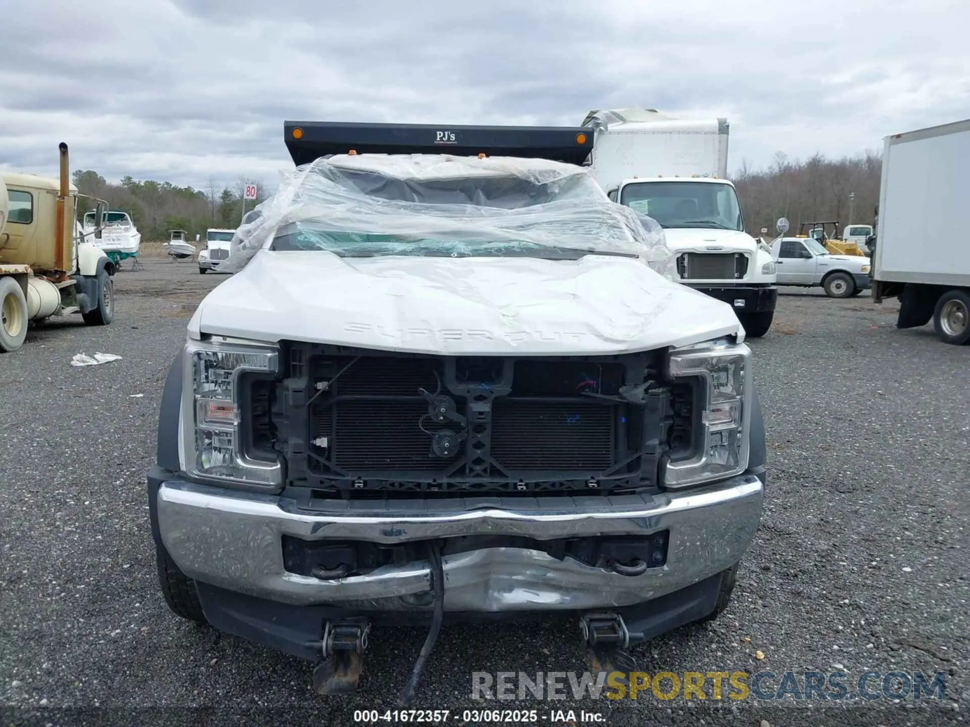 12 fotografías del automóvil dañado 1FD9W4HT0KEF85725 FORD F-450 CHASSIS 2019