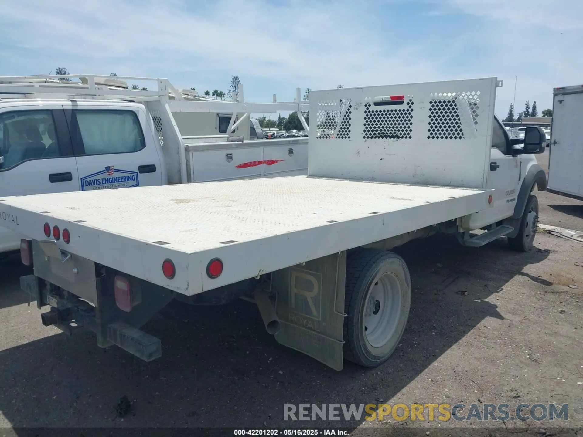 4 fotografías del automóvil dañado 1FDUF4HT7LDA04786 FORD F-450 CHASSIS 2020