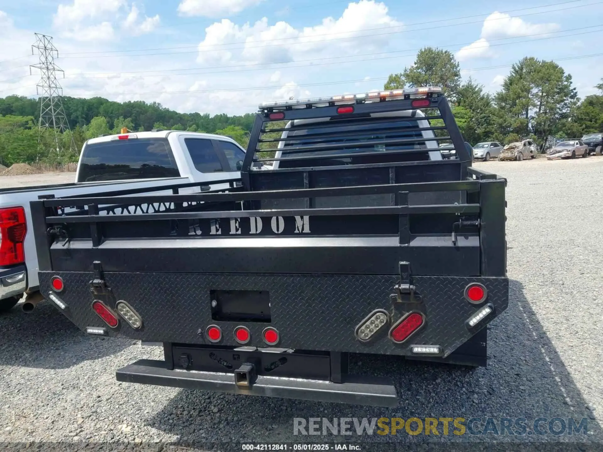 16 fotografías del automóvil dañado 1FD0W4HT5MEC67630 FORD F-450 CHASSIS 2021