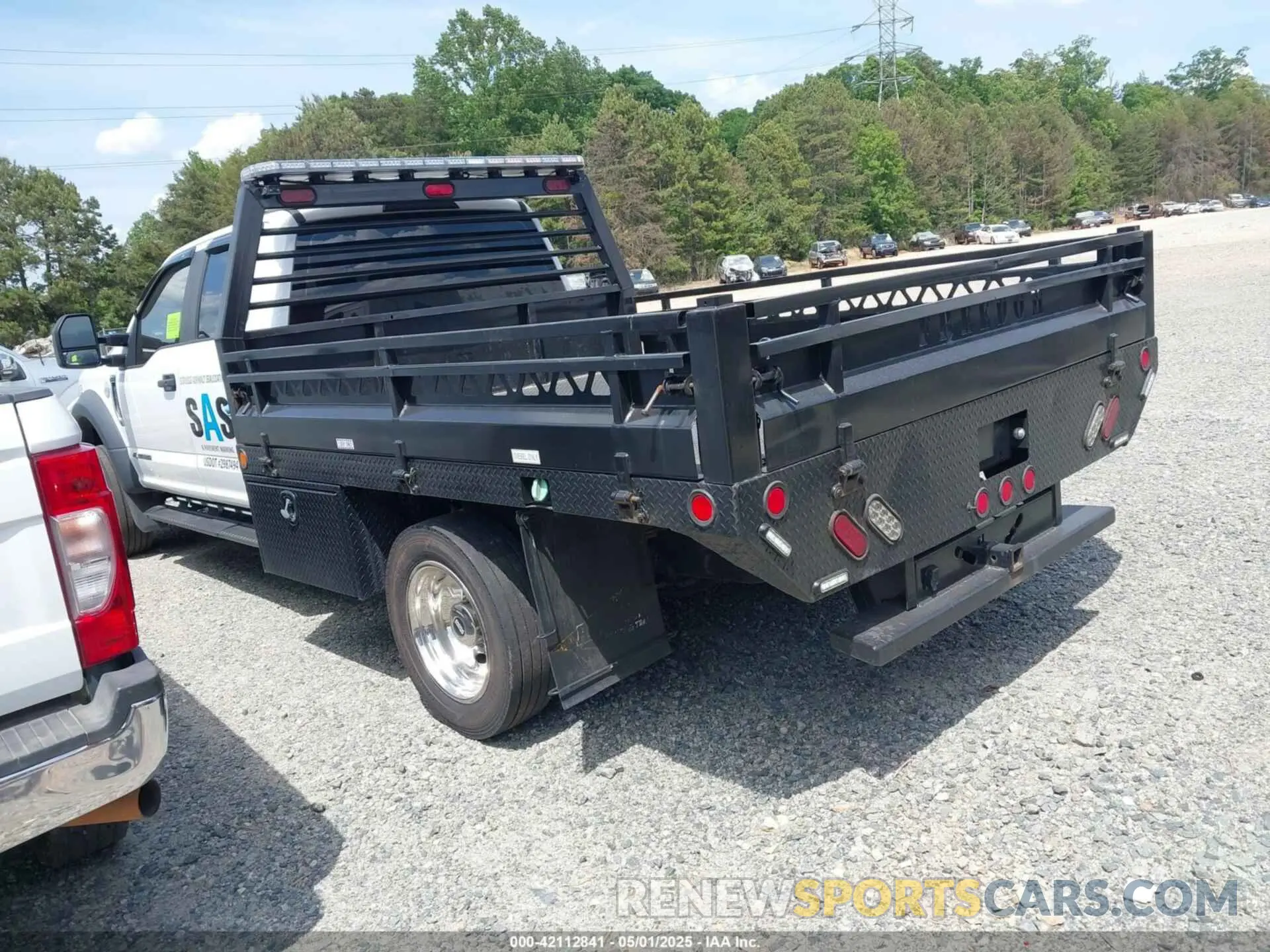 3 fotografías del automóvil dañado 1FD0W4HT5MEC67630 FORD F-450 CHASSIS 2021