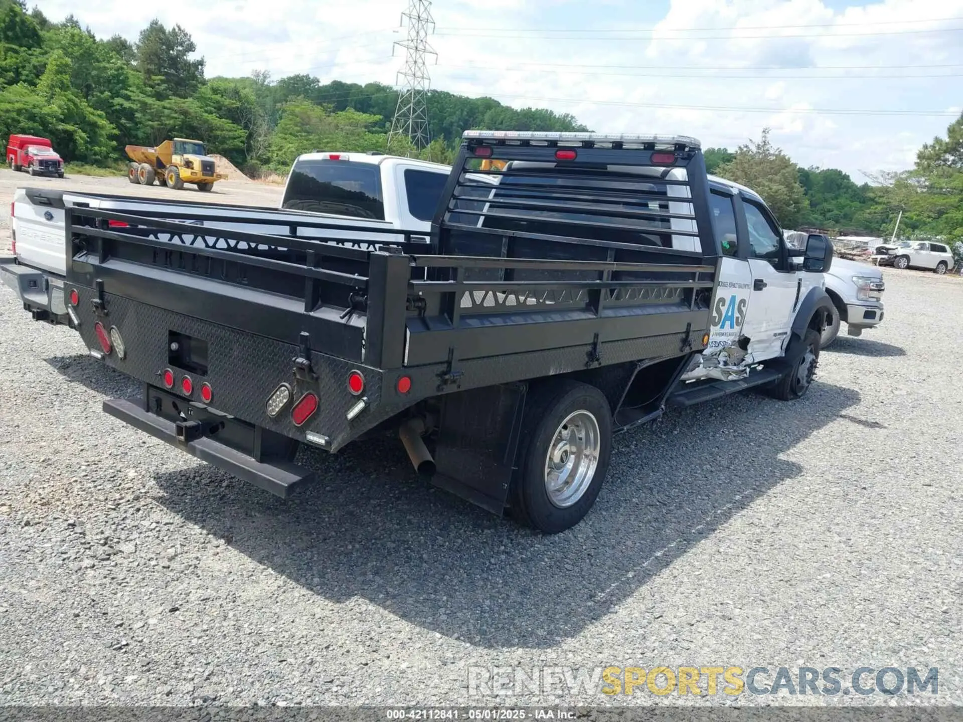 4 fotografías del automóvil dañado 1FD0W4HT5MEC67630 FORD F-450 CHASSIS 2021