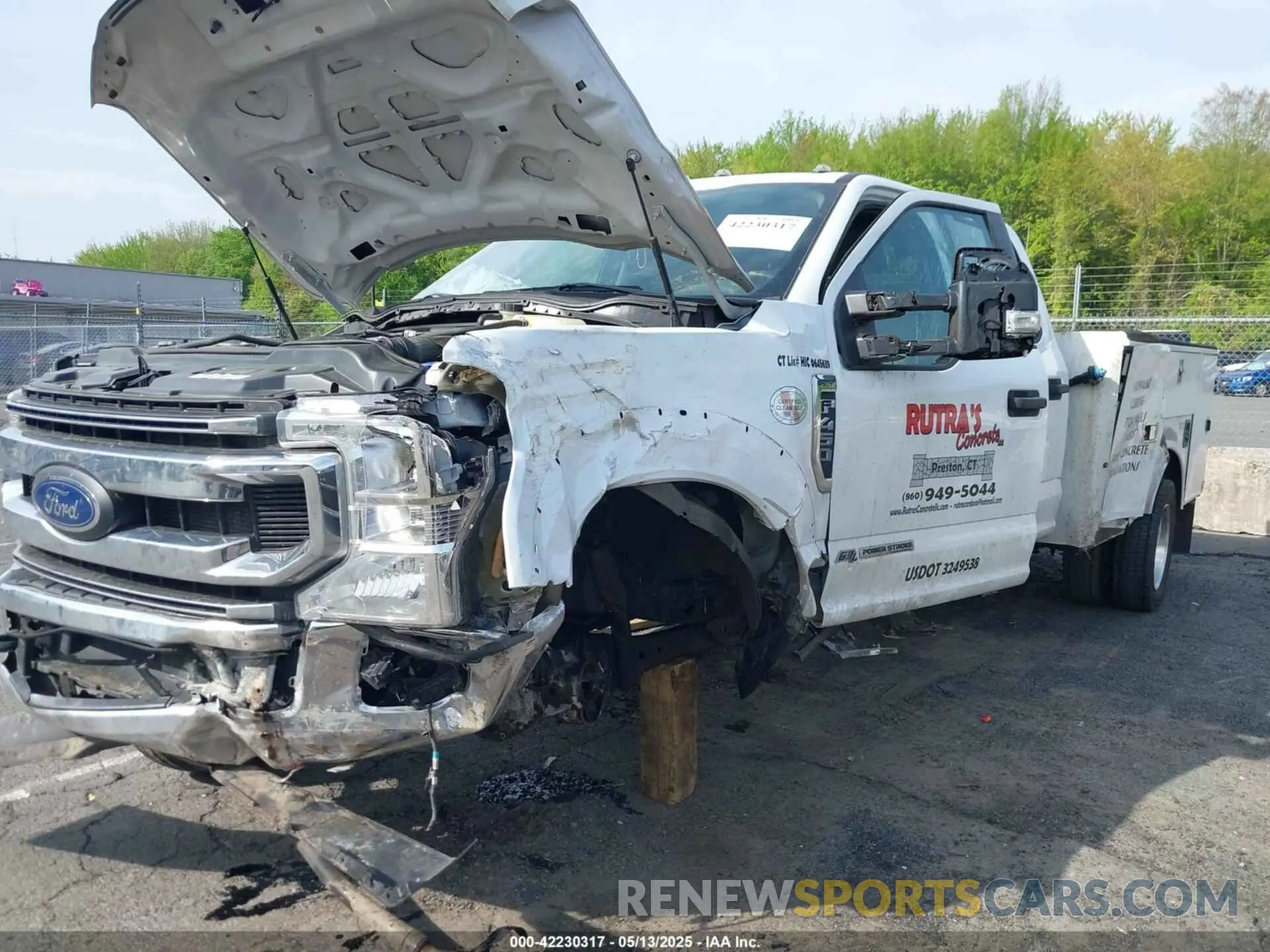 11 fotografías del automóvil dañado 1FD0W4HT0NED09316 FORD F-450 CHASSIS 2022