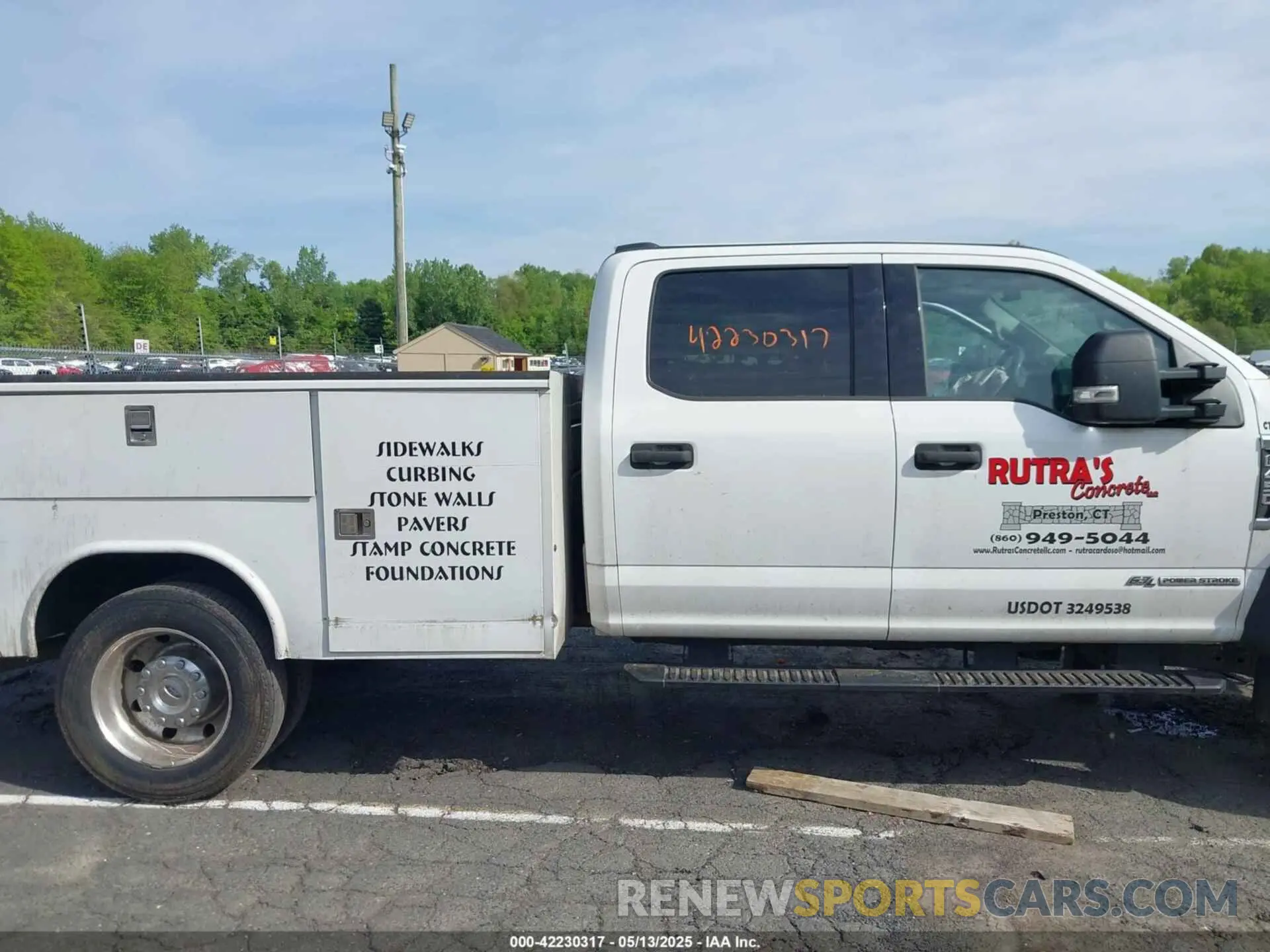 13 fotografías del automóvil dañado 1FD0W4HT0NED09316 FORD F-450 CHASSIS 2022