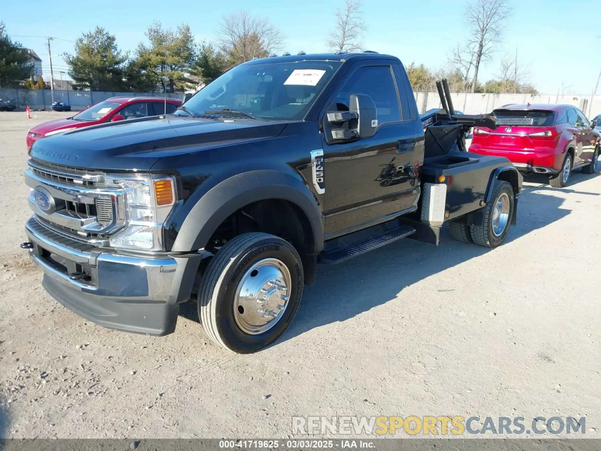 2 fotografías del automóvil dañado 1FDUF4GN2NDA27298 FORD F-450 CHASSIS 2022