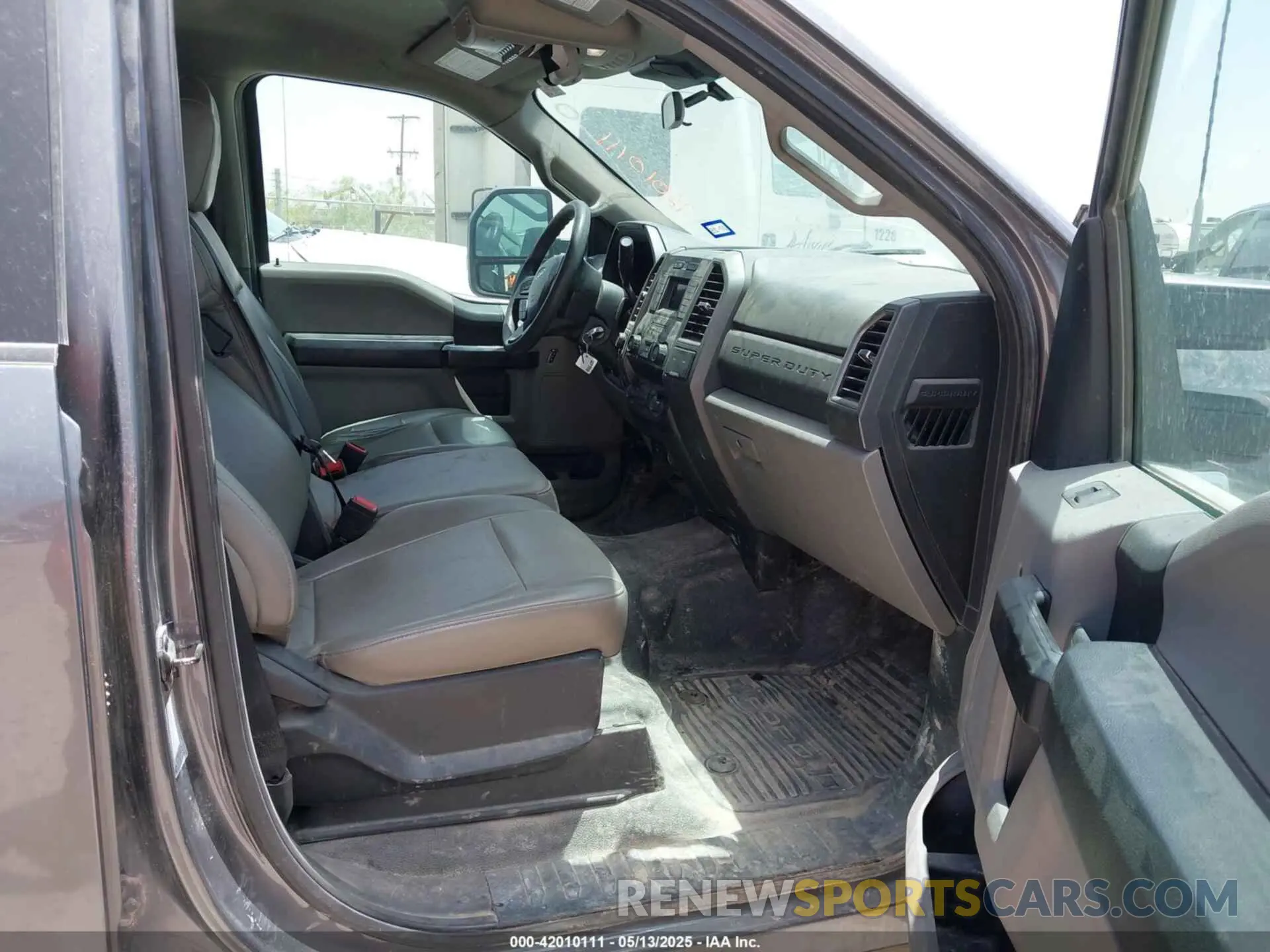 7 fotografías del automóvil dañado 1FD0W5HT9MED94404 FORD F-550 CHASSIS 2021