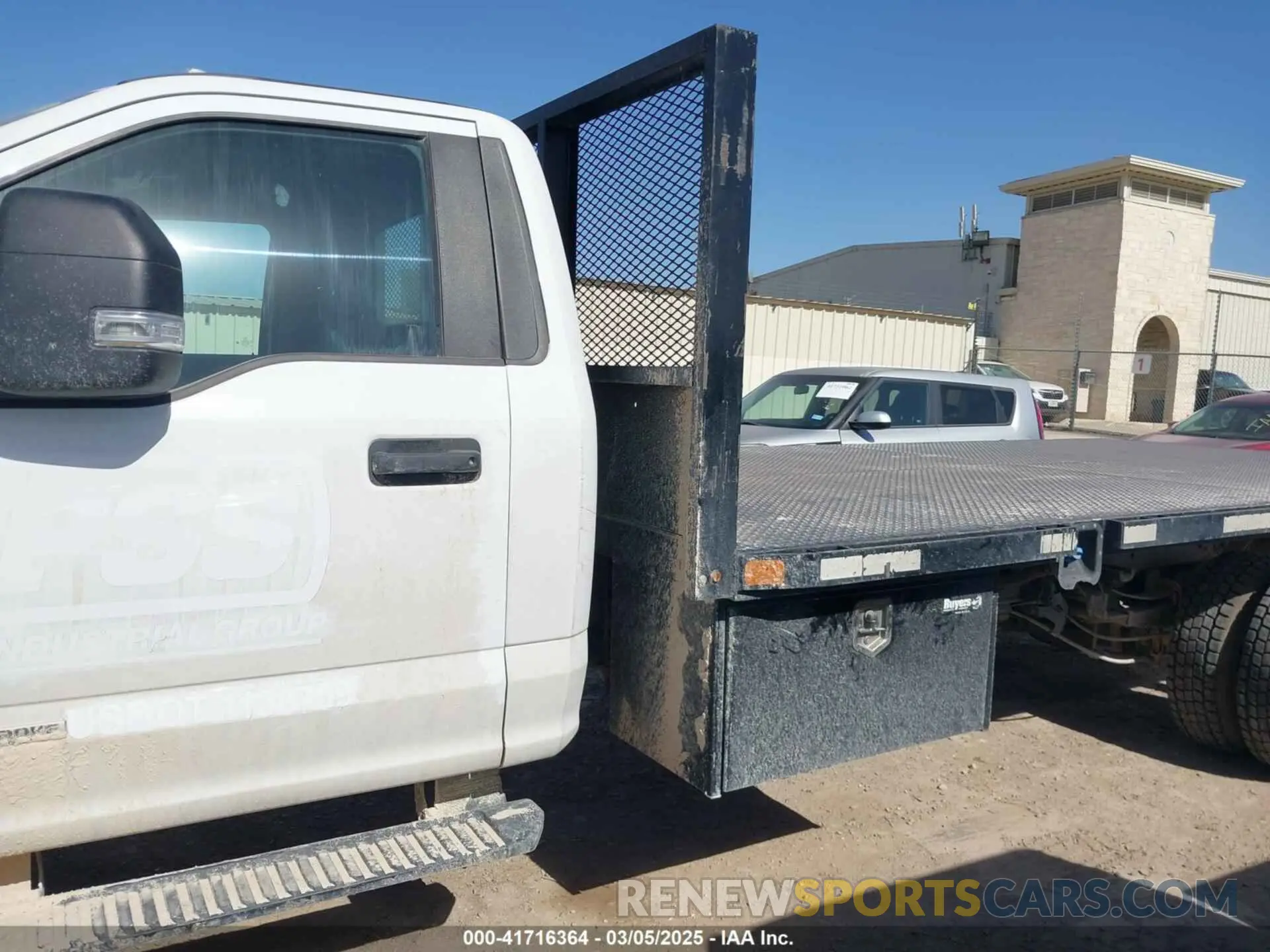 14 fotografías del automóvil dañado 1FDUF5HT0MEC68966 FORD F-550 CHASSIS 2021