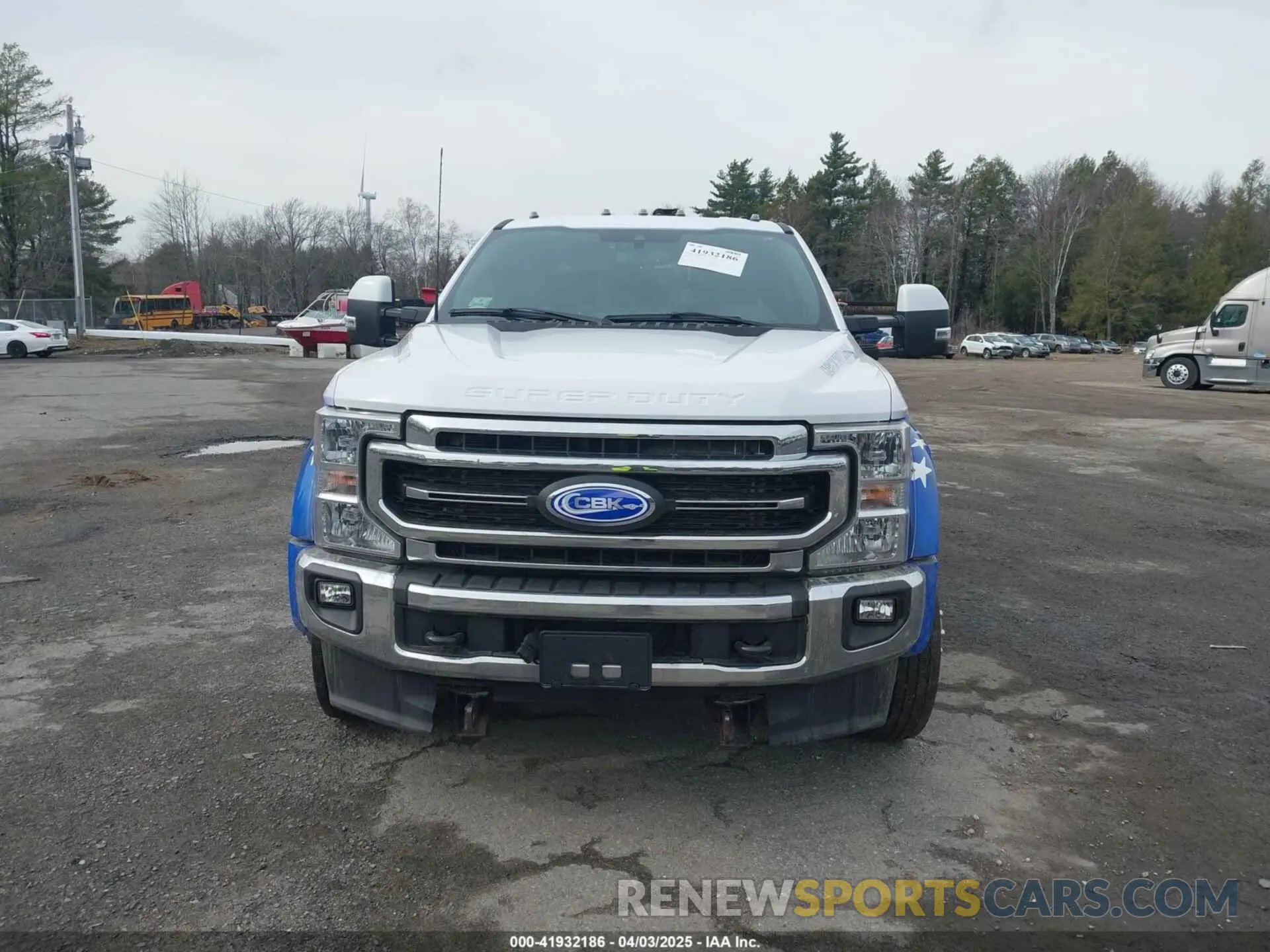 14 fotografías del automóvil dañado 1FD0W5HTXNEE95355 FORD F-550 CHASSIS 2022