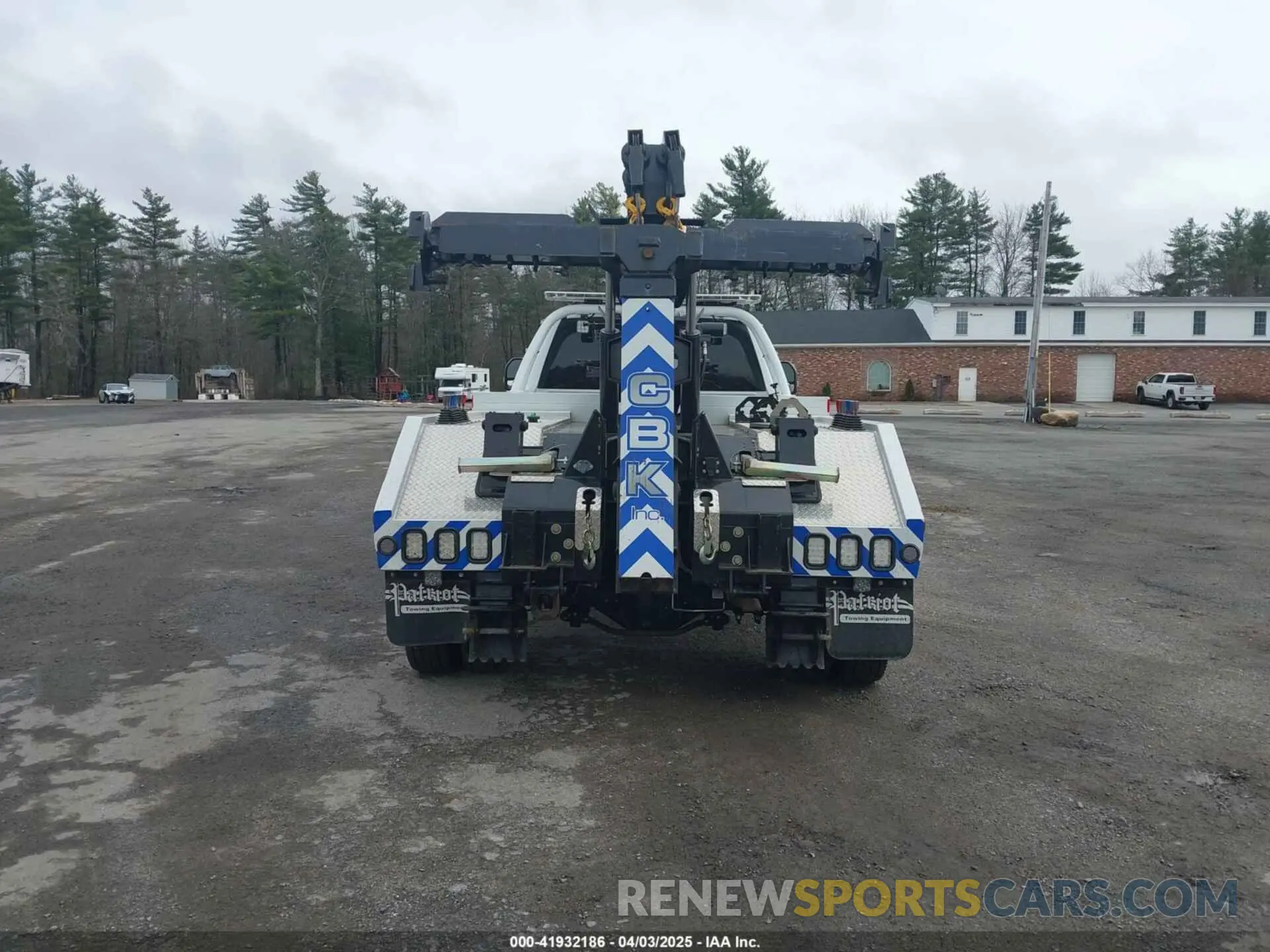 17 fotografías del automóvil dañado 1FD0W5HTXNEE95355 FORD F-550 CHASSIS 2022