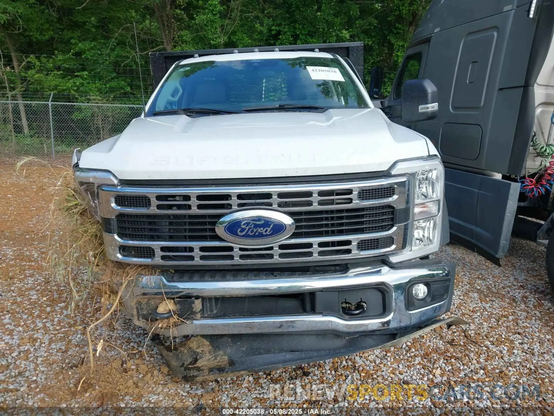 12 fotografías del automóvil dañado 1FDUF5GN8REE22091 FORD F-550 CHASSIS 2024