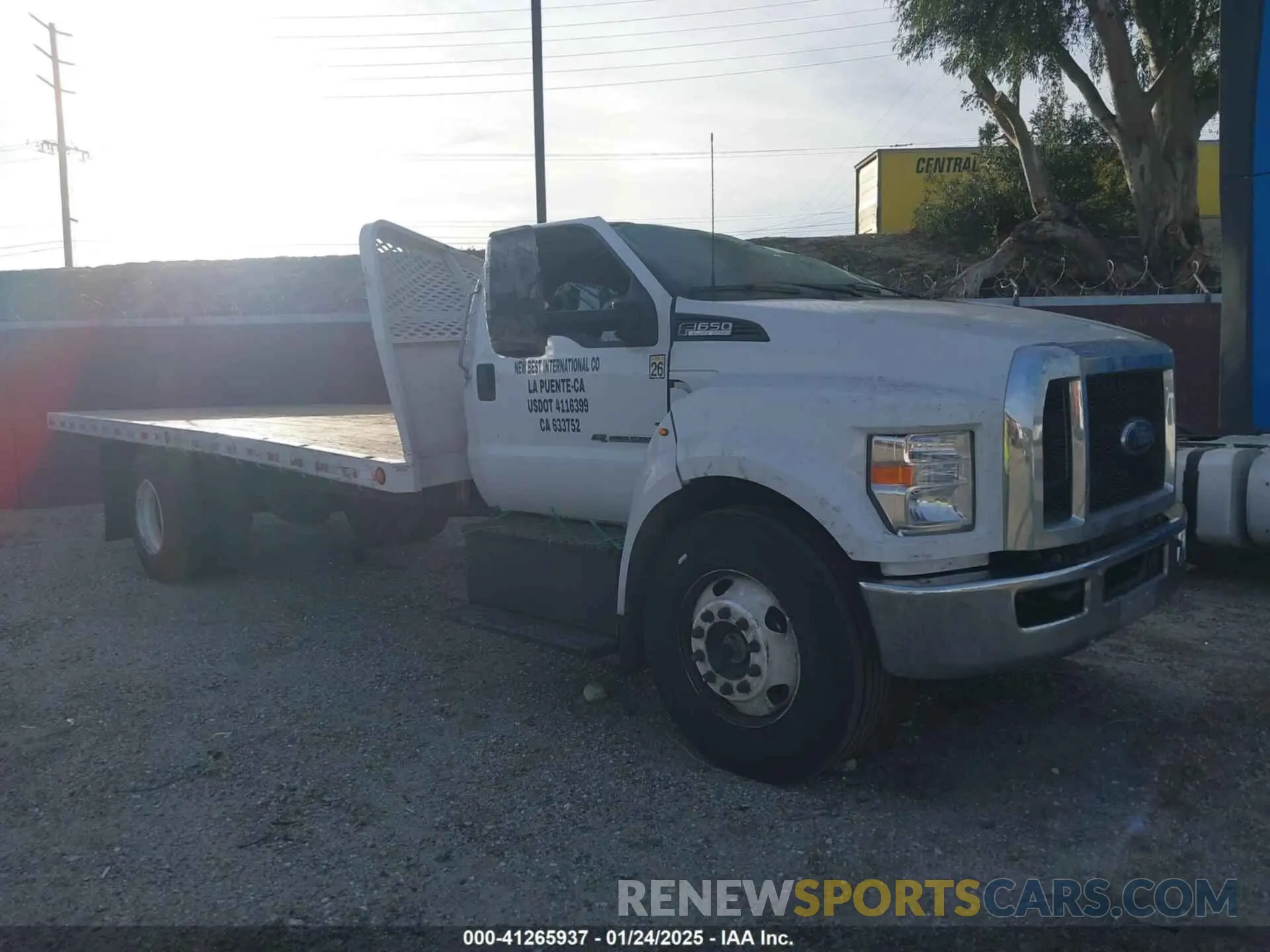 1 fotografías del automóvil dañado 1FDNF6DE7PDF08235 FORD F-650 DIESEL 2023