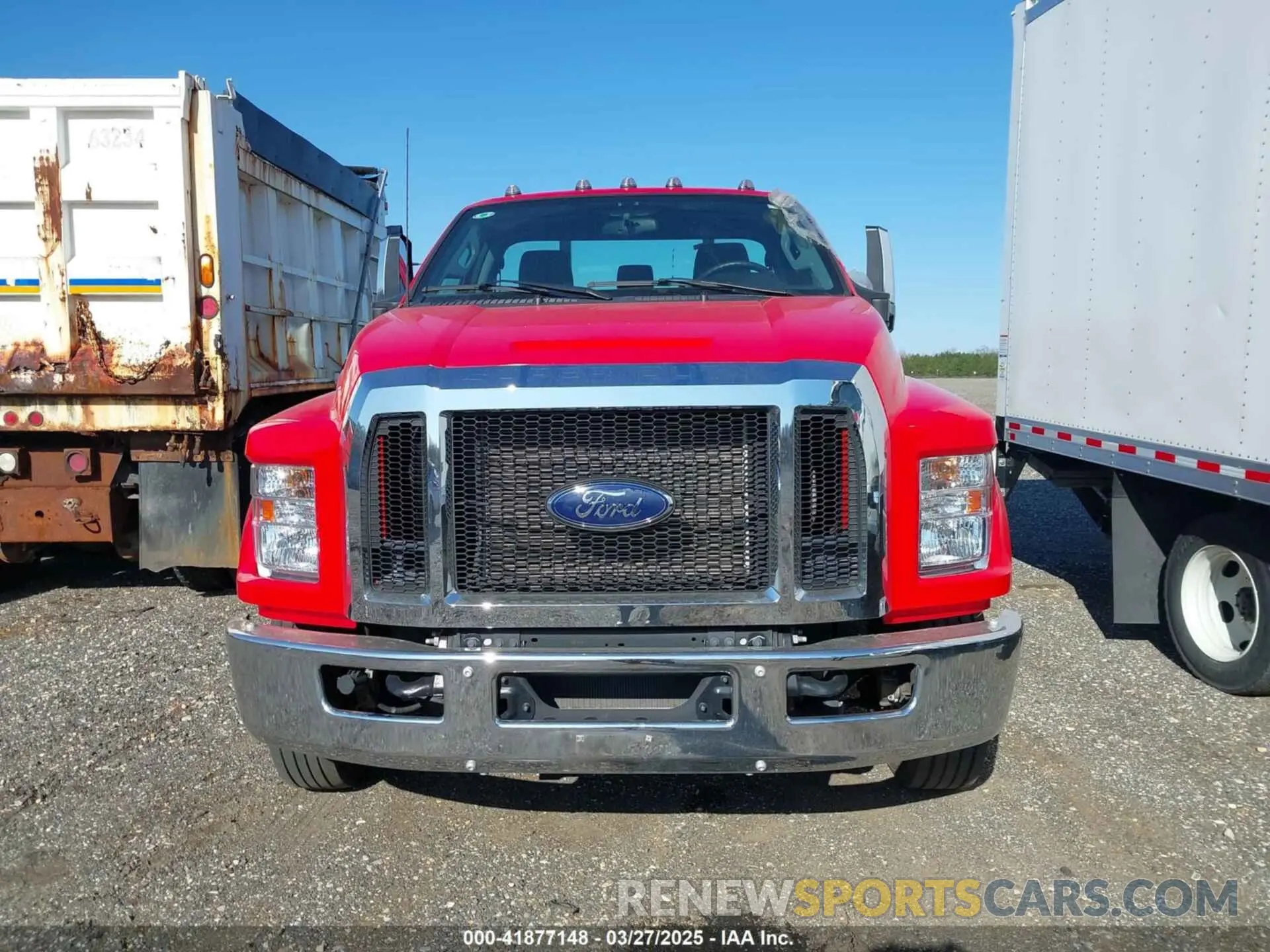 12 fotografías del automóvil dañado 1FDNF6AN1RDF01594 FORD F-650 GAS 2024