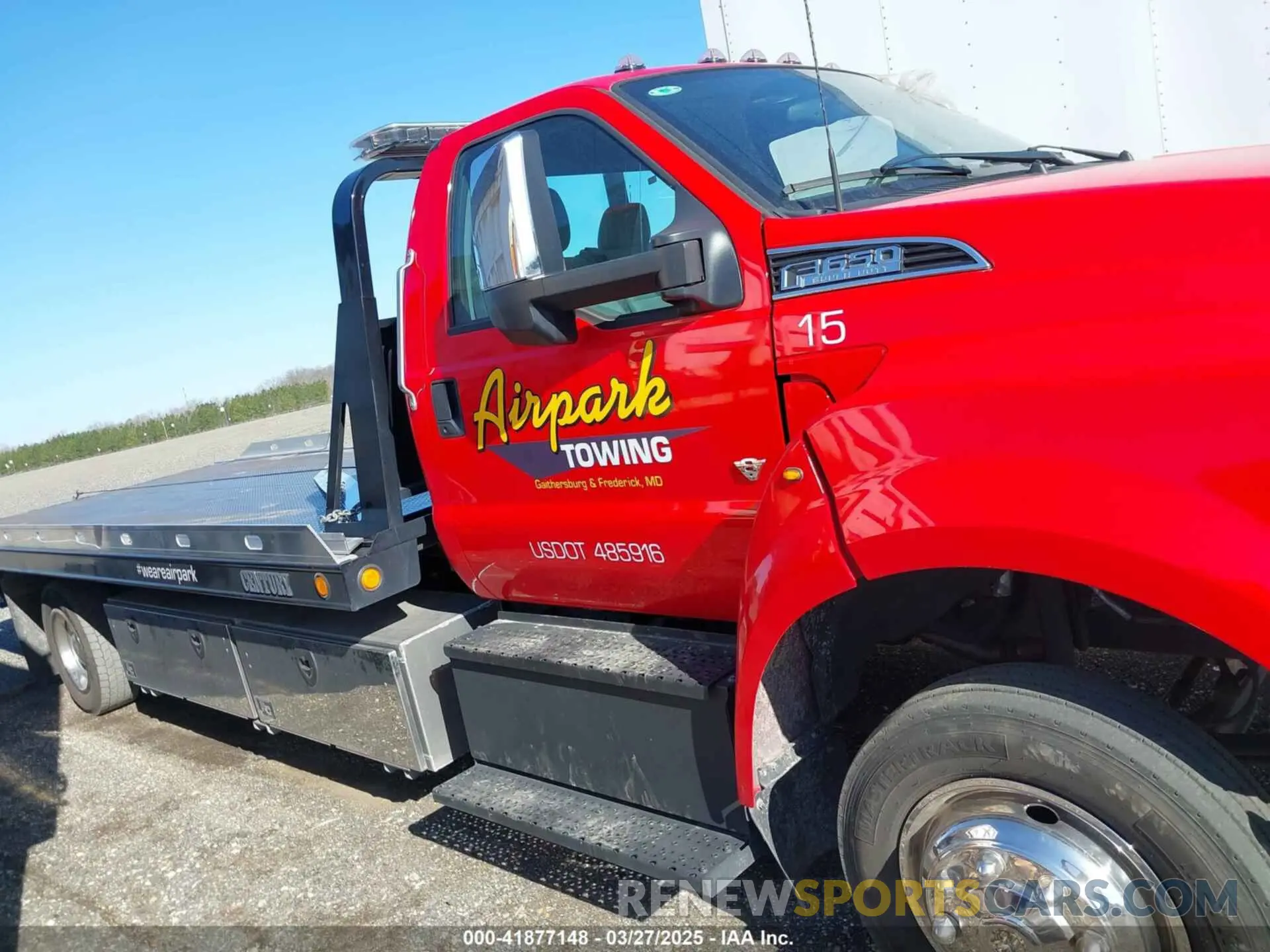 13 fotografías del automóvil dañado 1FDNF6AN1RDF01594 FORD F-650 GAS 2024