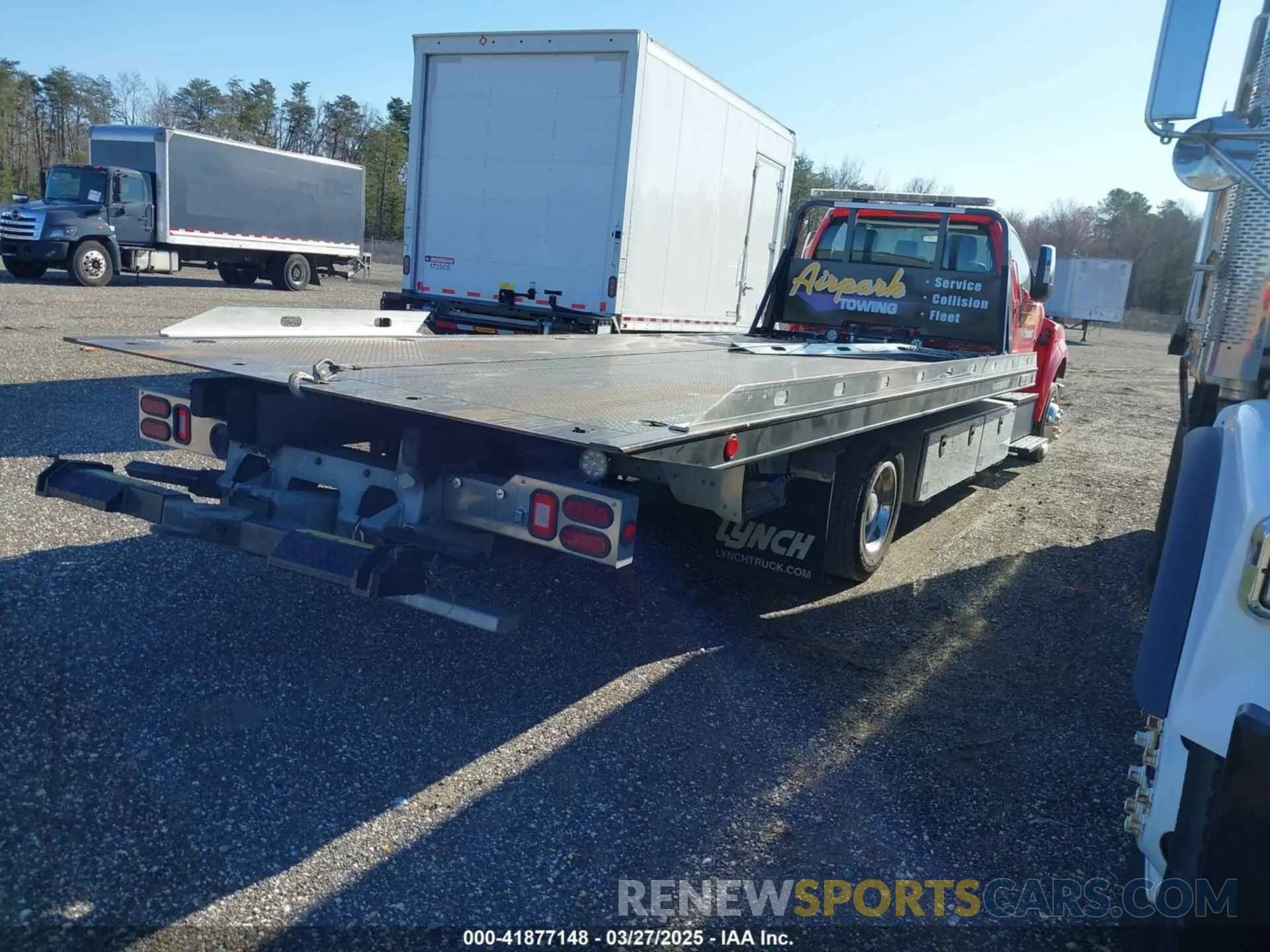 4 fotografías del automóvil dañado 1FDNF6AN1RDF01594 FORD F-650 GAS 2024