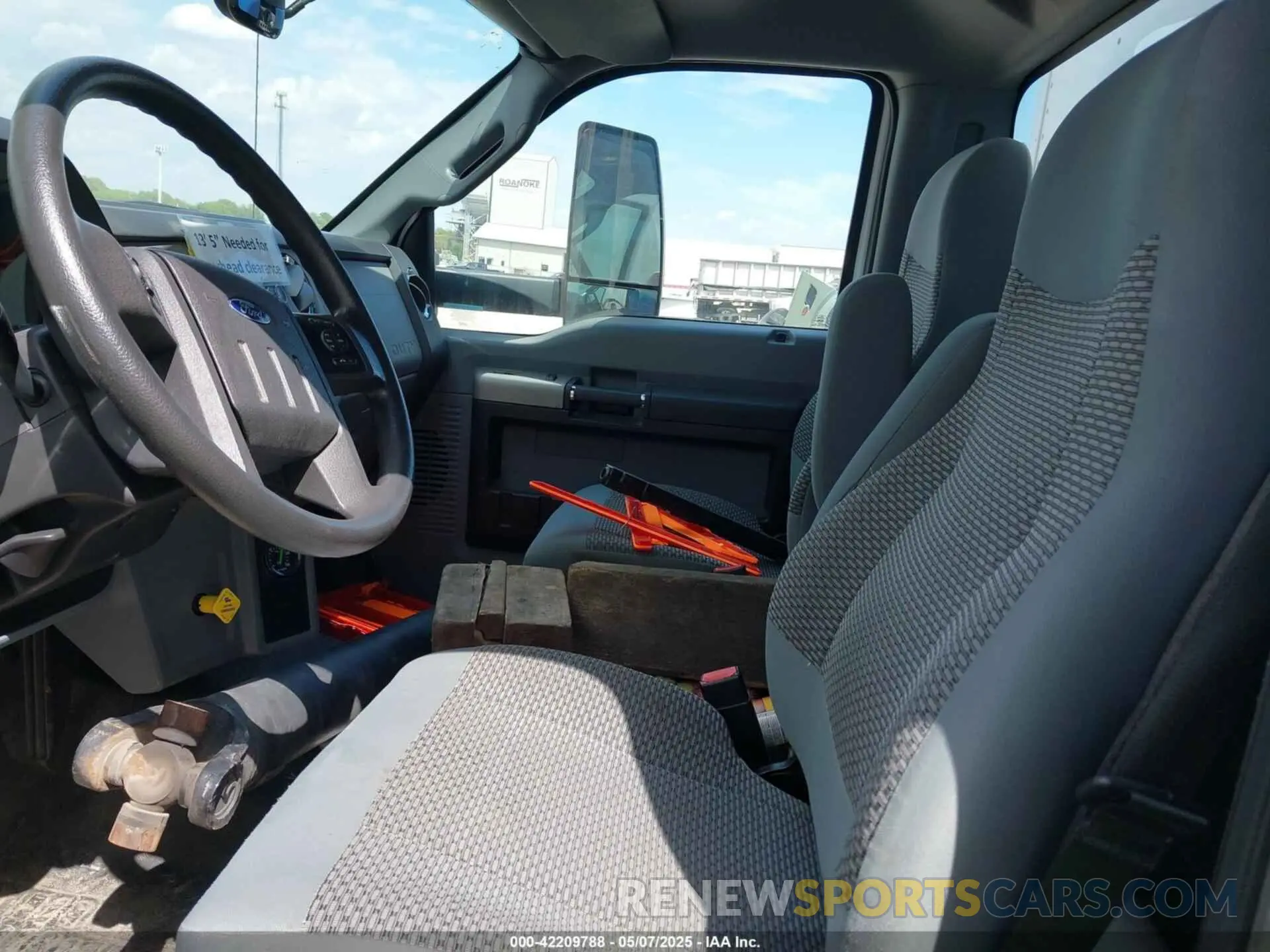 7 fotografías del automóvil dañado 1FDWF7DC2KDF10301 FORD F-750 DIESEL 2019