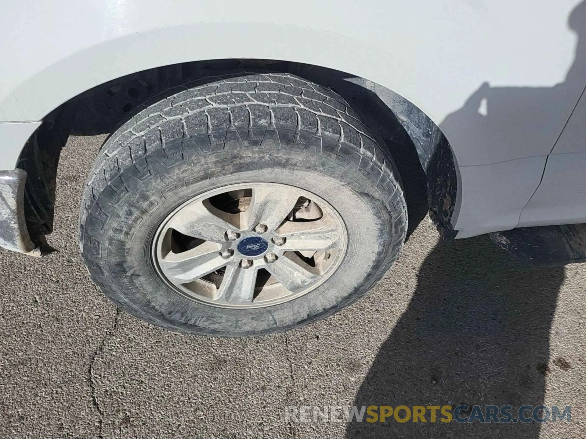 27 fotografías del automóvil dañado 1FTEW1E57KFA21359 FORD F150 2019
