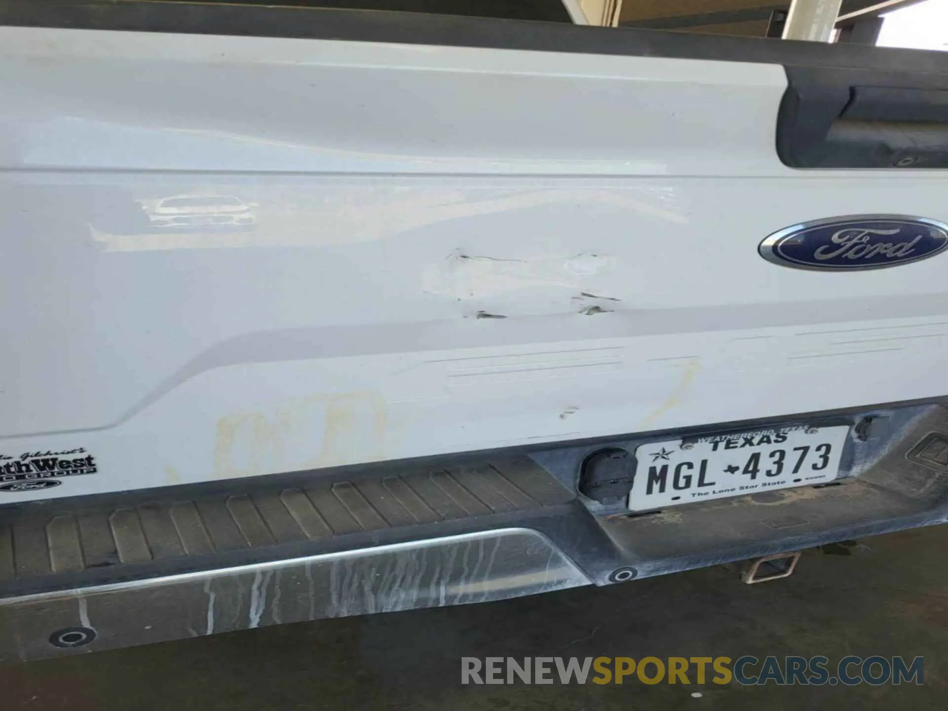 4 fotografías del automóvil dañado 1FTEW1E57KFA21359 FORD F150 2019