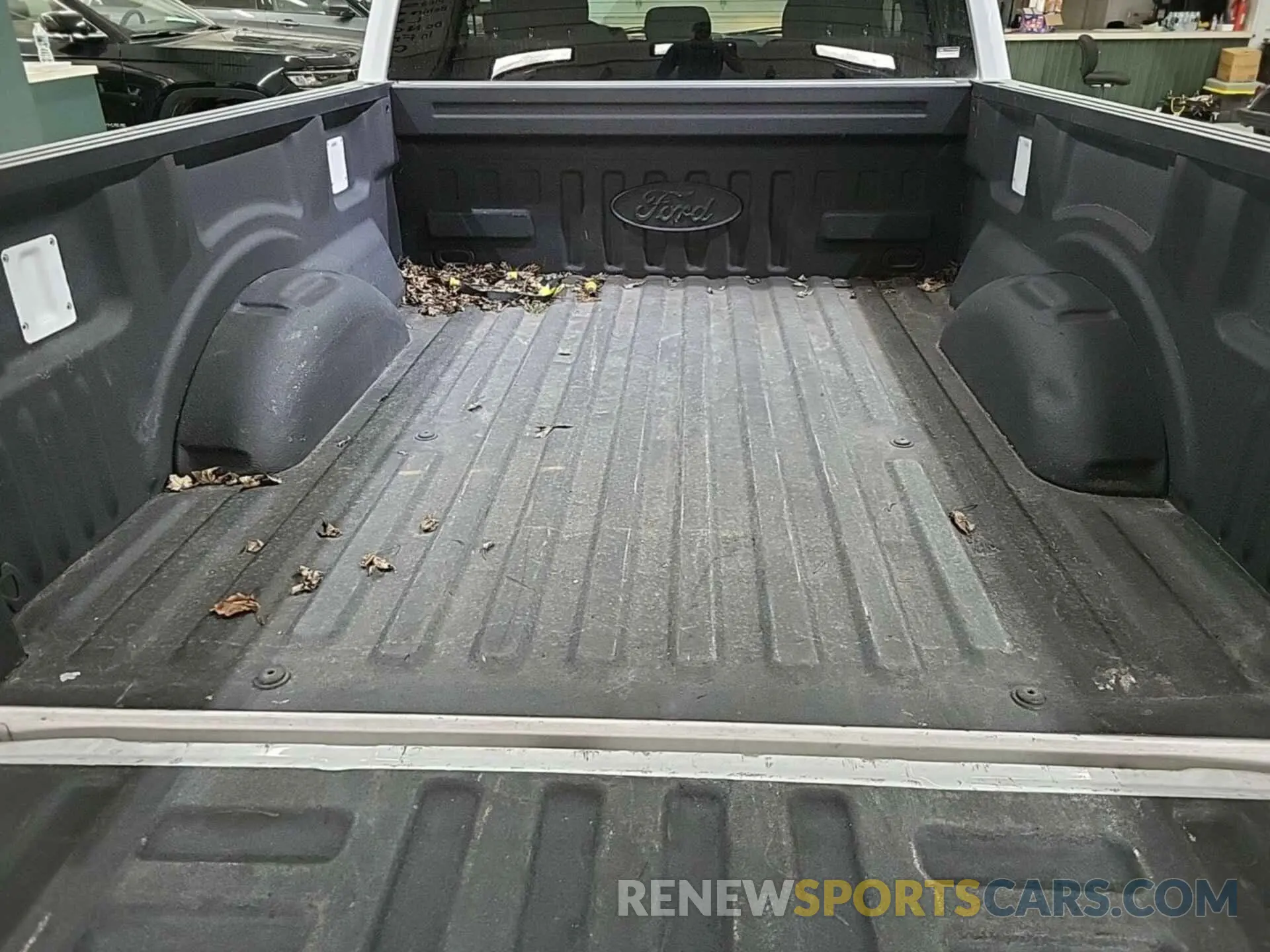 13 fotografías del automóvil dañado 1FTEX1C46KKE10542 FORD F150 2019
