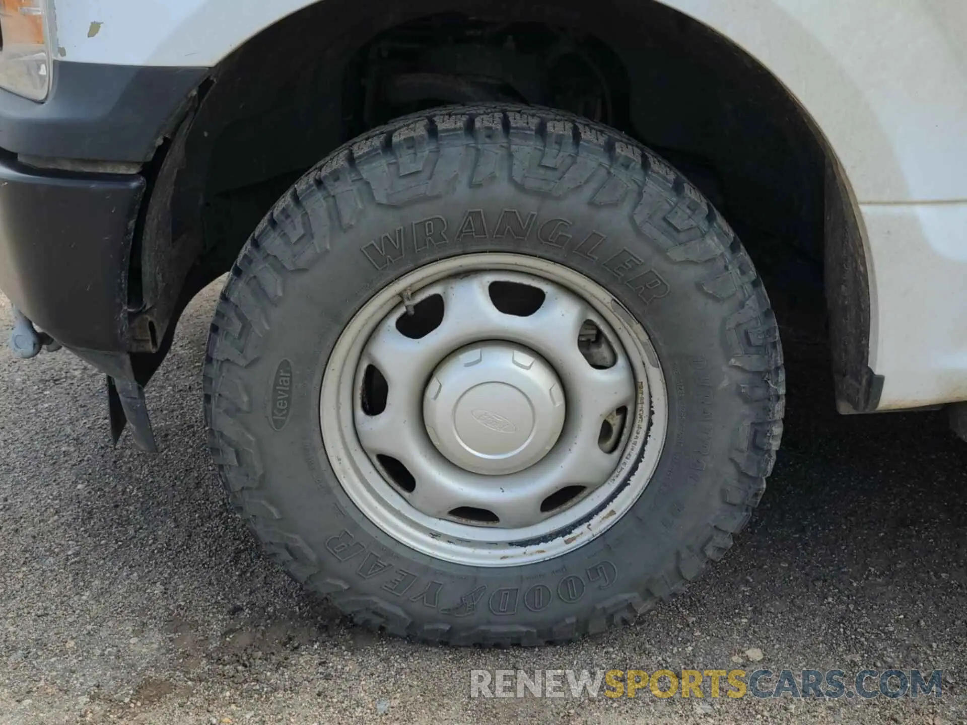 4 fotografías del automóvil dañado 1FTEX1EB5KKD65329 FORD F150 2019