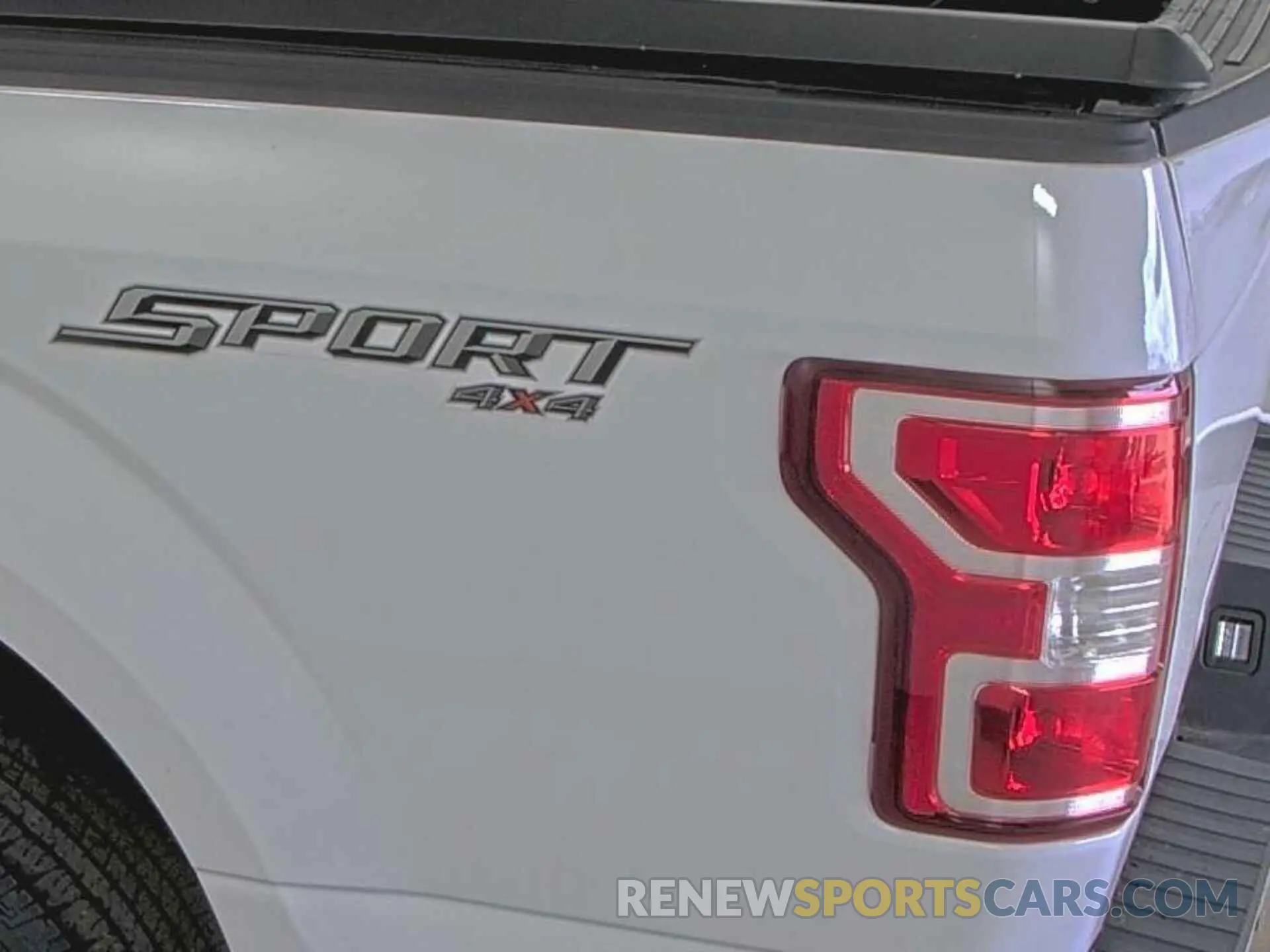 12 fotografías del automóvil dañado 1FTEX1EP3KKD58892 FORD F150 2019