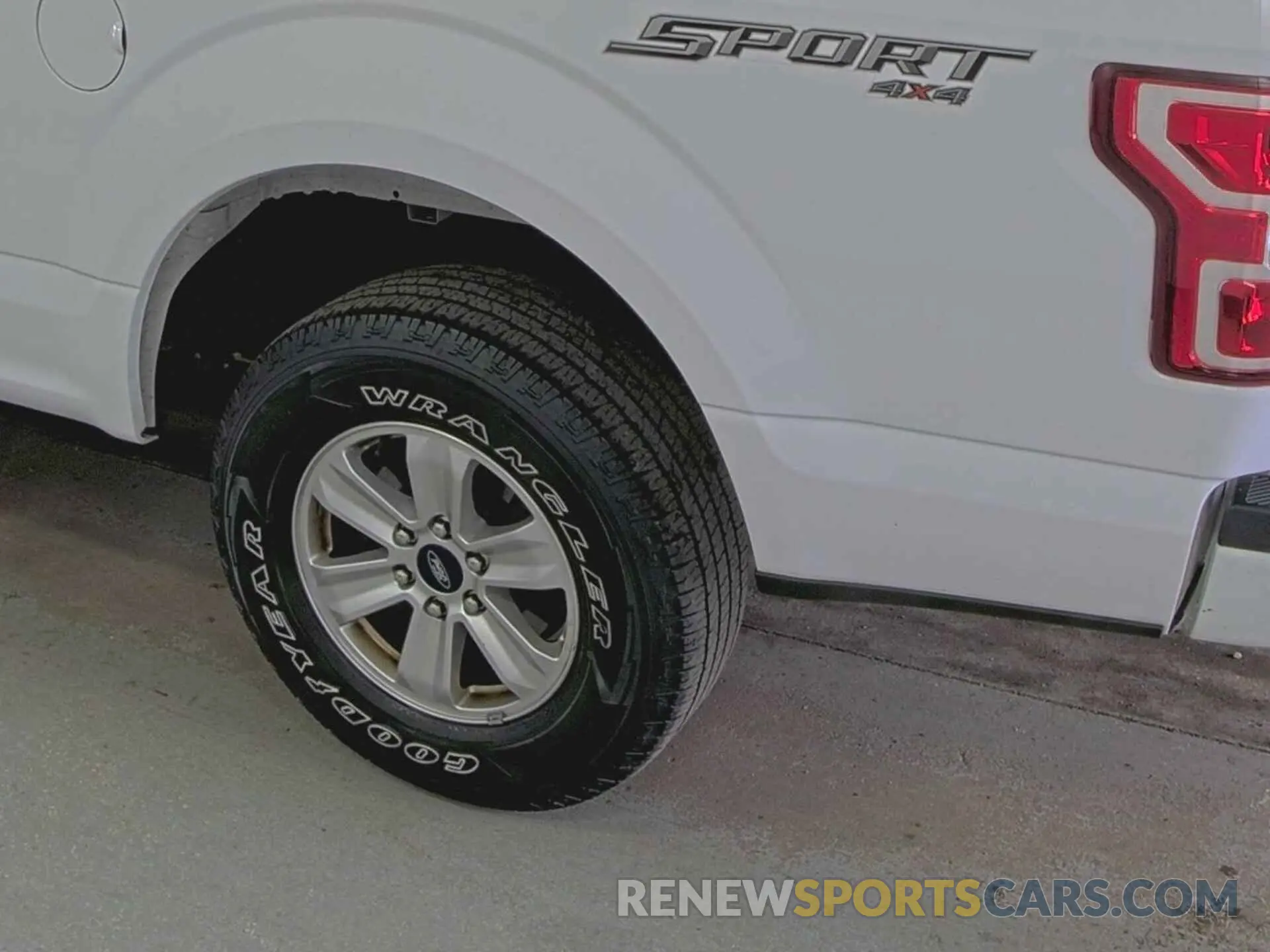 3 fotografías del automóvil dañado 1FTEX1EP3KKD58892 FORD F150 2019