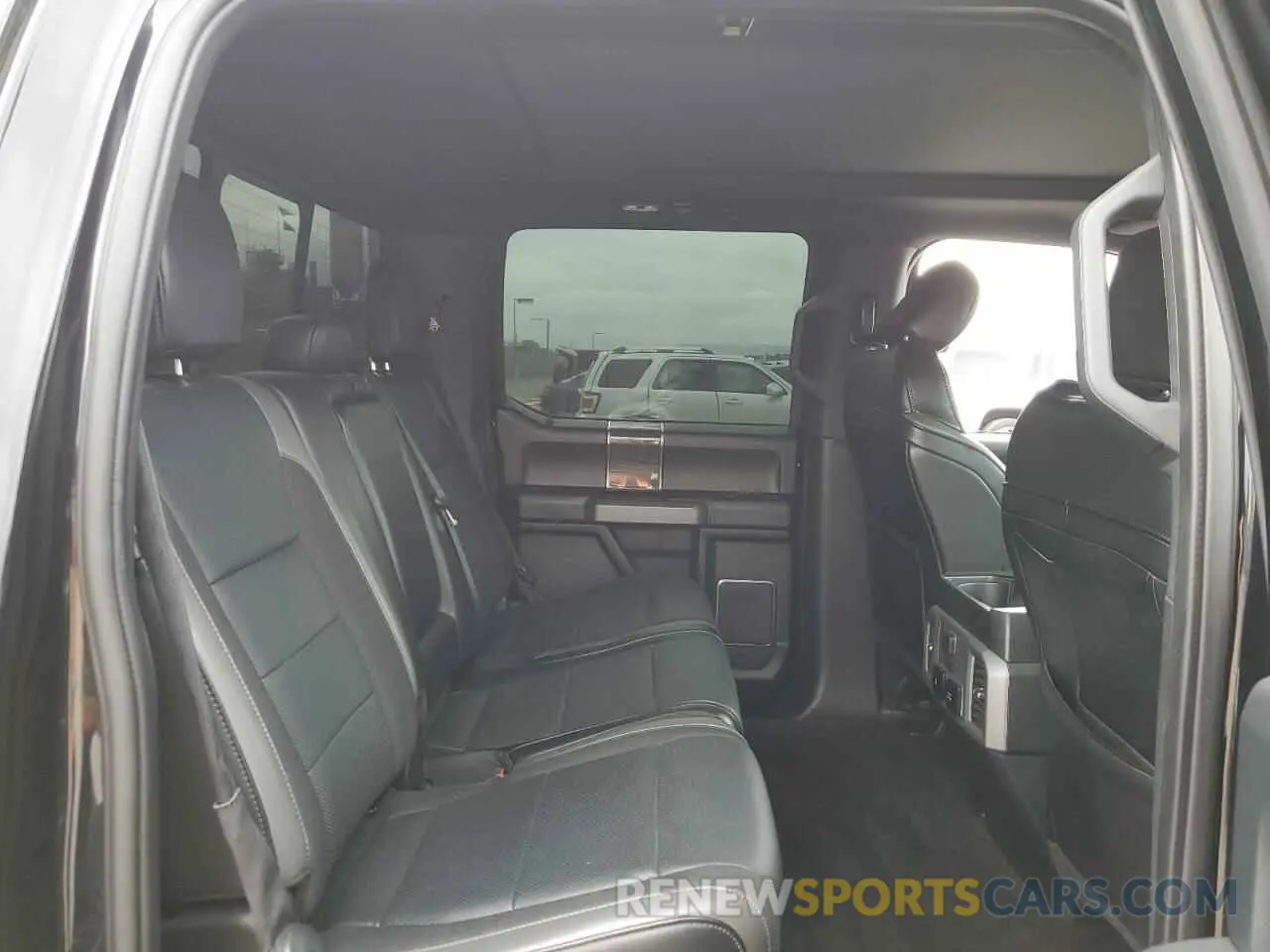 10 fotografías del automóvil dañado 1FTFW1RG0KFC87421 FORD F150 2019