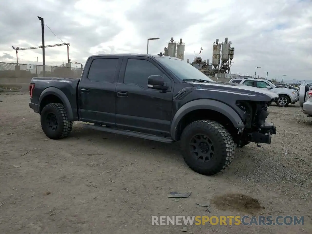 4 fotografías del automóvil dañado 1FTFW1RG0KFC87421 FORD F150 2019