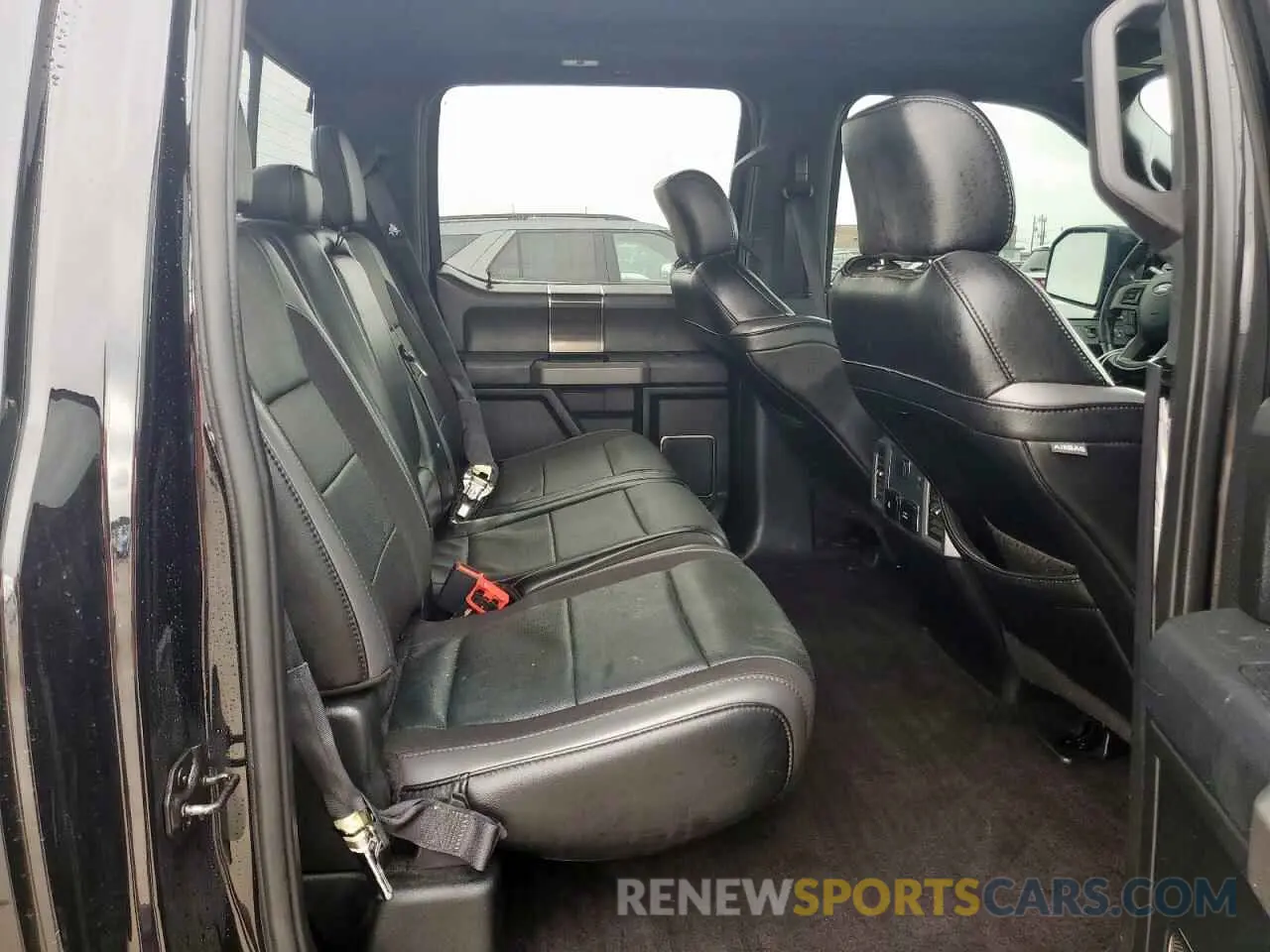 10 fotografías del automóvil dañado 1FTFW1RG2KFA63146 FORD F150 2019